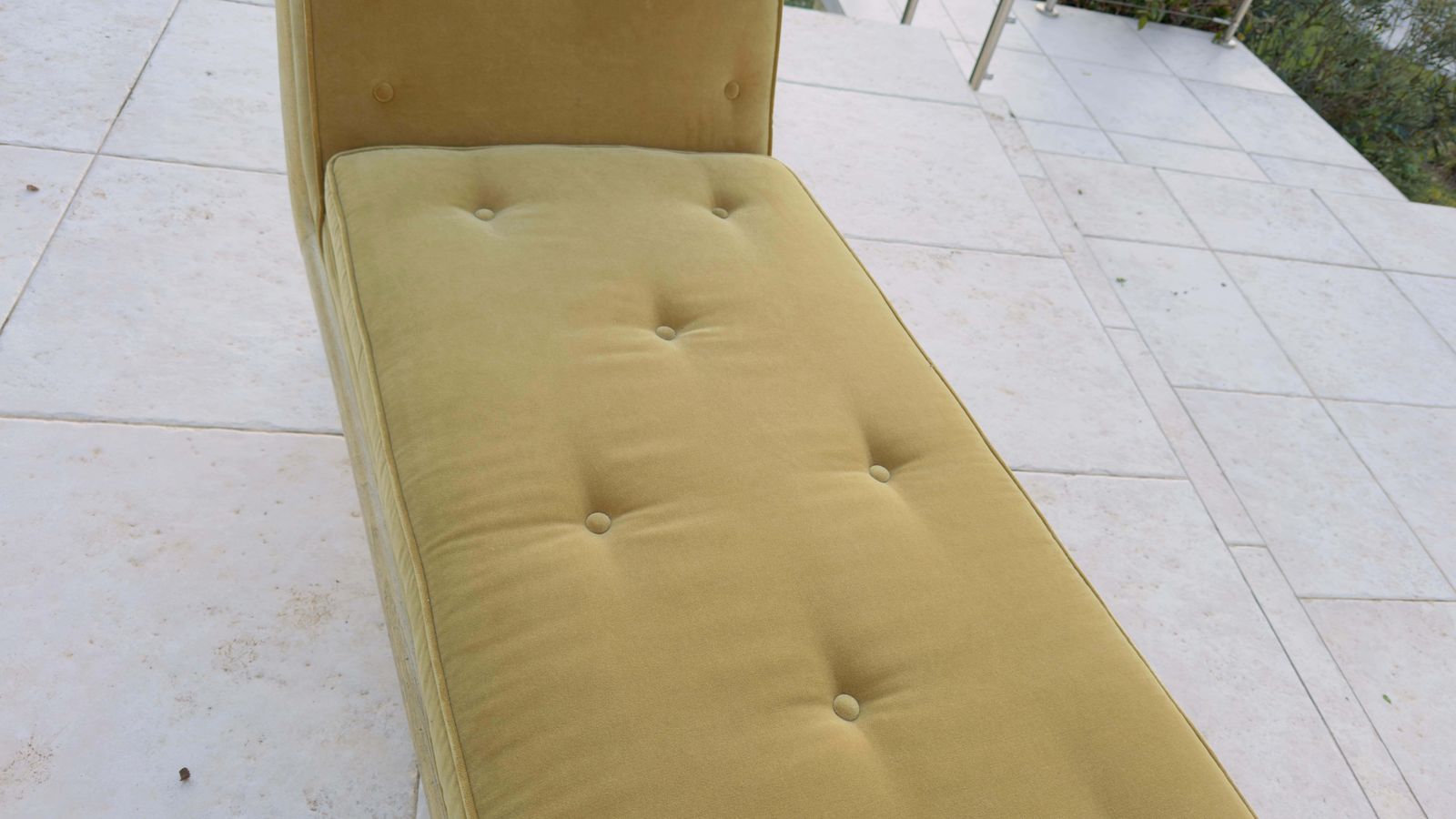 The Chaise Longue By Robsjohn Gibbings Crafted By The Renowned Widdicomb Edition photo vintage