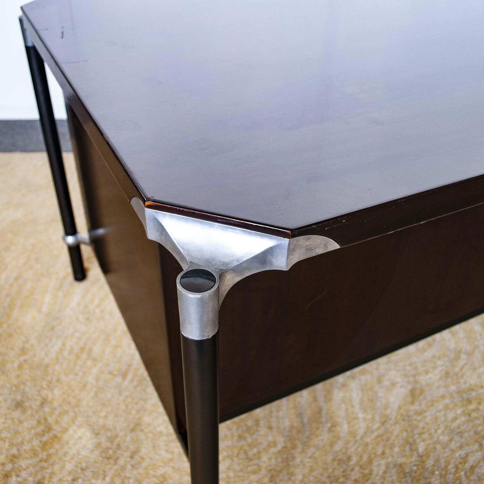 photo furniture Ico Parisi Desk For Mim Rome From 1960s