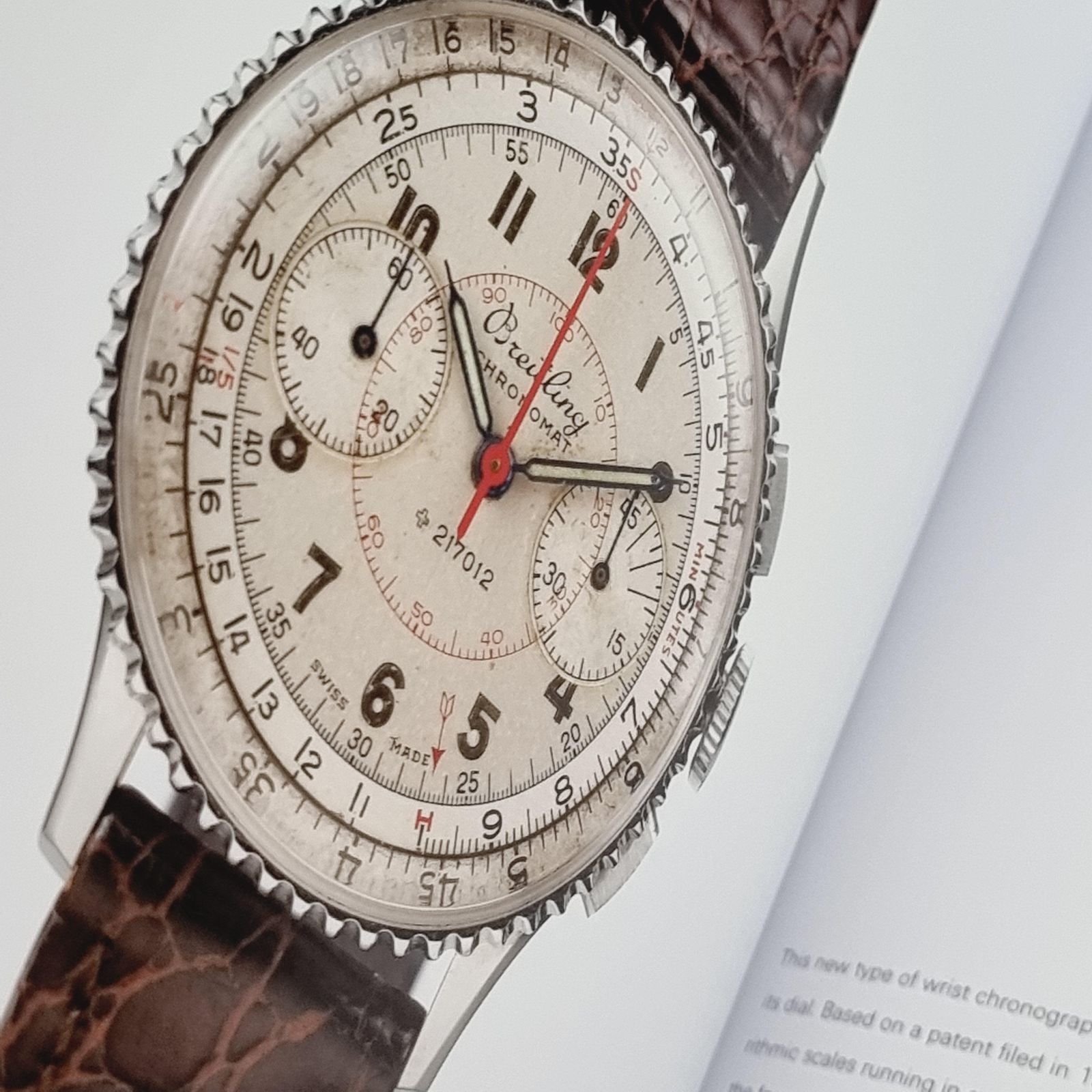 Breitling   The Book, Hardcover, English Edition, 2009. 336 Pages photo vinterior