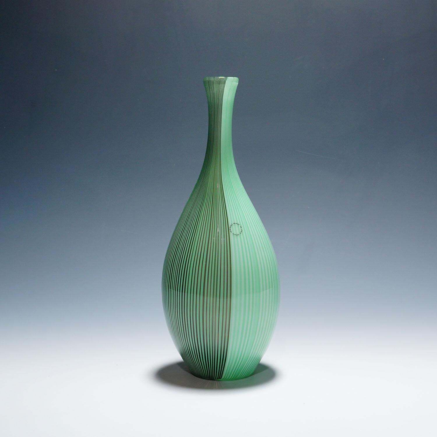 Large Tessuto Vase By Carlo Scarpa For Venini Murano photo furniture