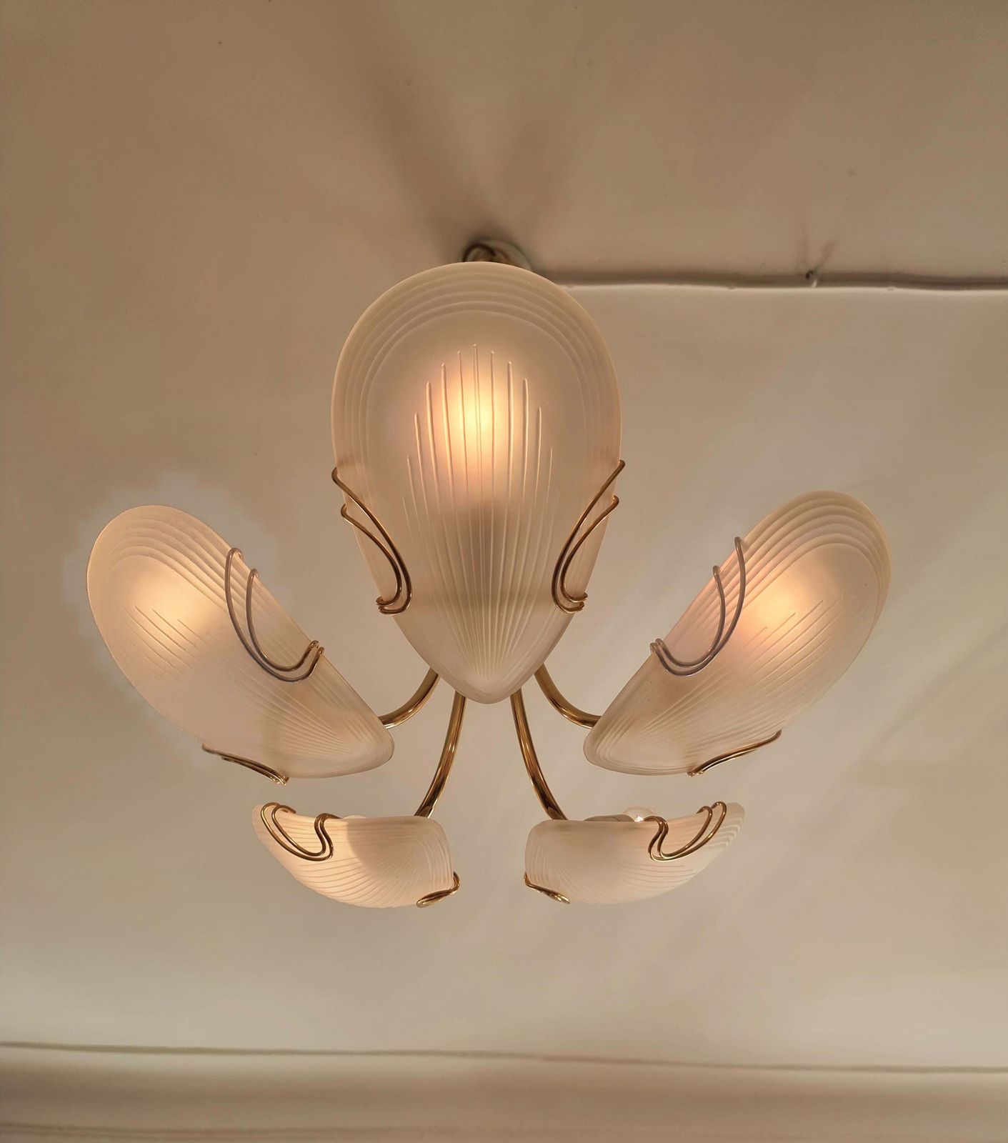 Reijmyre Pendant, Brass With Clam Shaped Glass, Sweden 1980/90s Art Deco Style photo Lighting