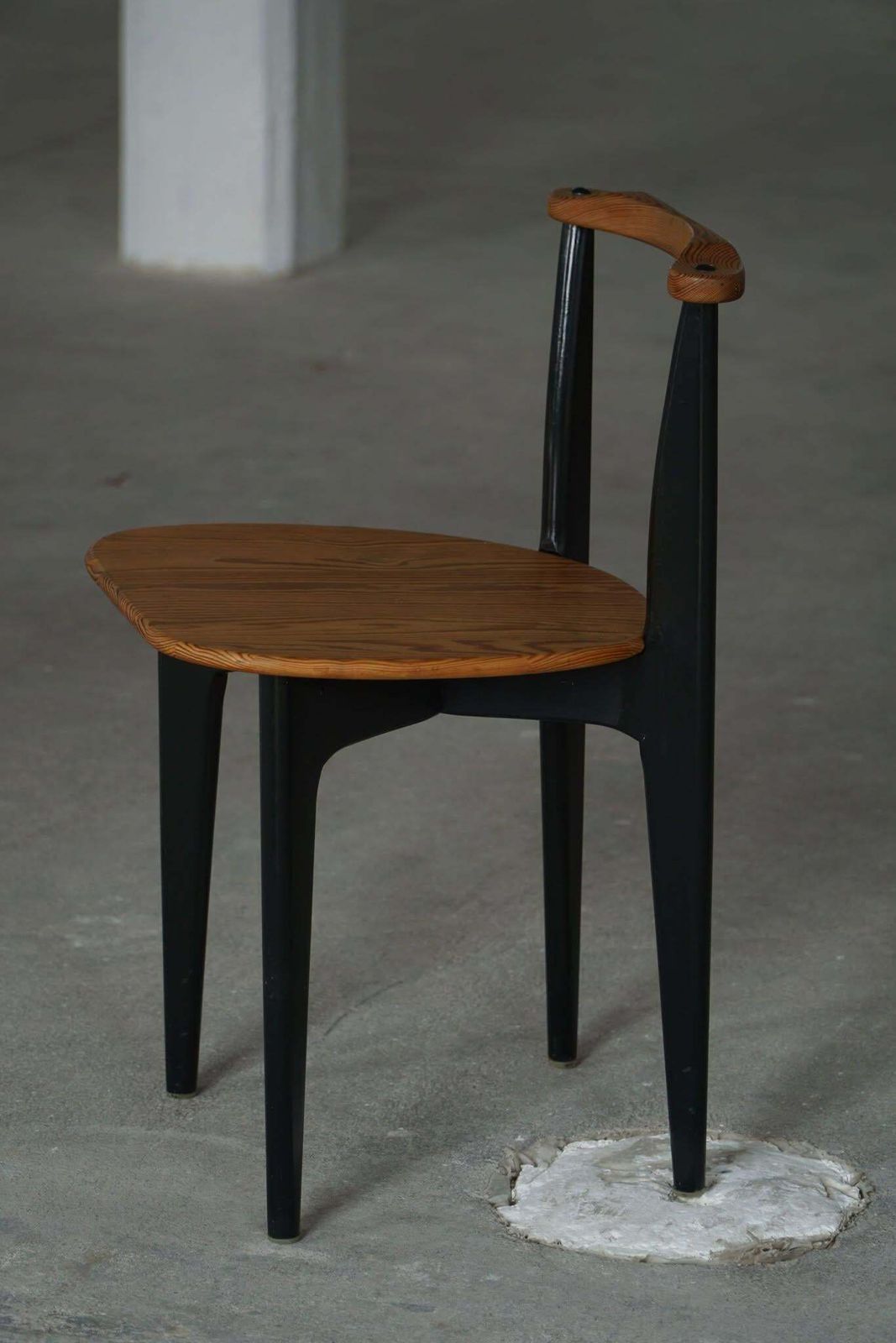 photo vintage Set Of 4 Chairs 'Thema' In Pine By Yngve Ekström, Swedese, Swedish Modern, 1954.