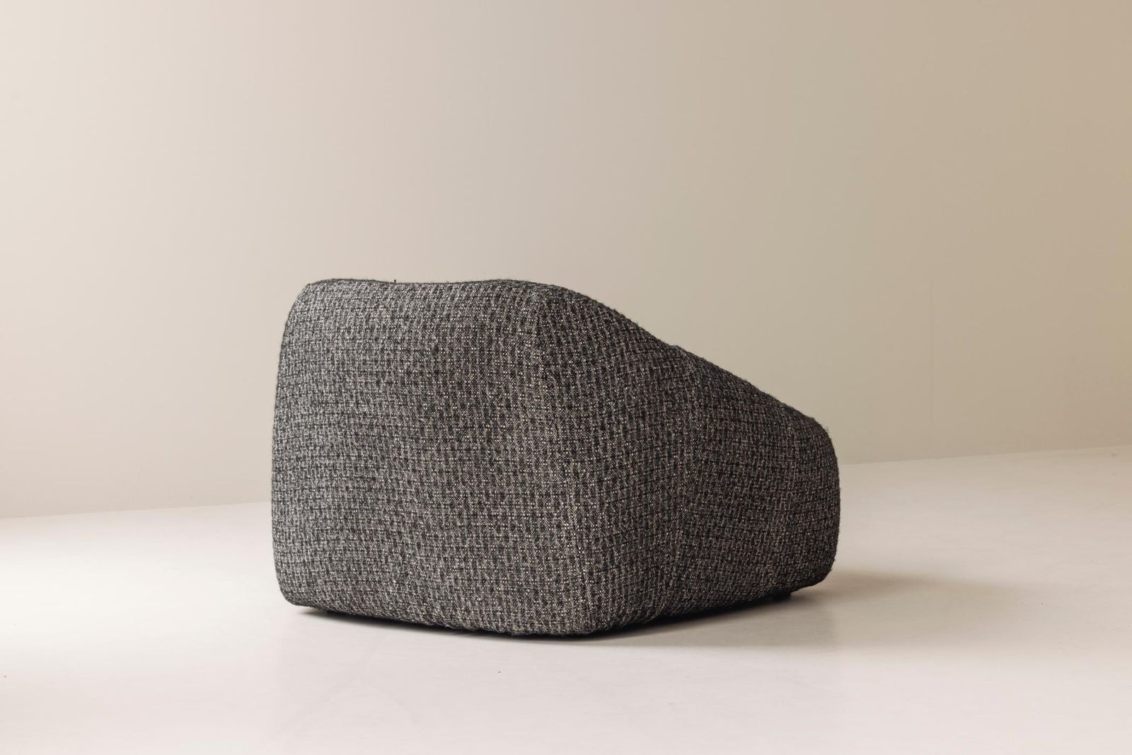 Sculptural French Lounge Chair, 1960s. photo 2400.0