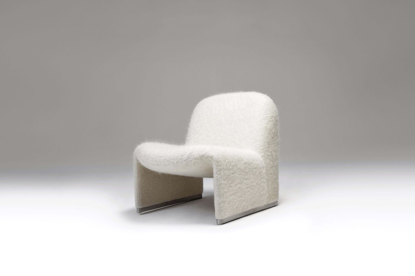 Alky Chairs By Giancarlo Piretti For Artifort In Pierre Frey, 1970s, Set Of 2 photo vinterior
