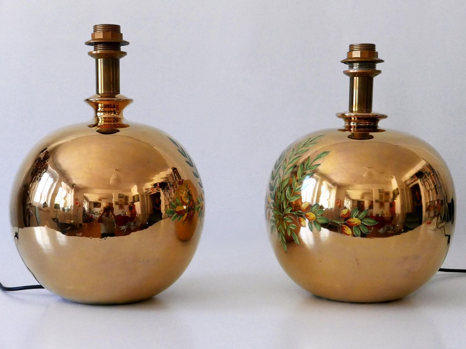 photo vintage Set Of Two Mid Century Modern Massive Brass Side Table Lamps By Arte Lumen 1970s