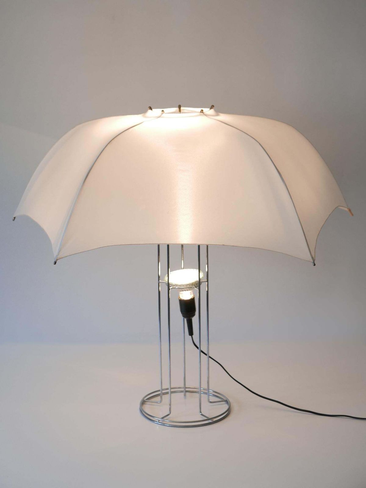 Large And Amazing 'Umbrella' Table Lamp By Gijs Bakker For Artimeta 1970s photo vinterior