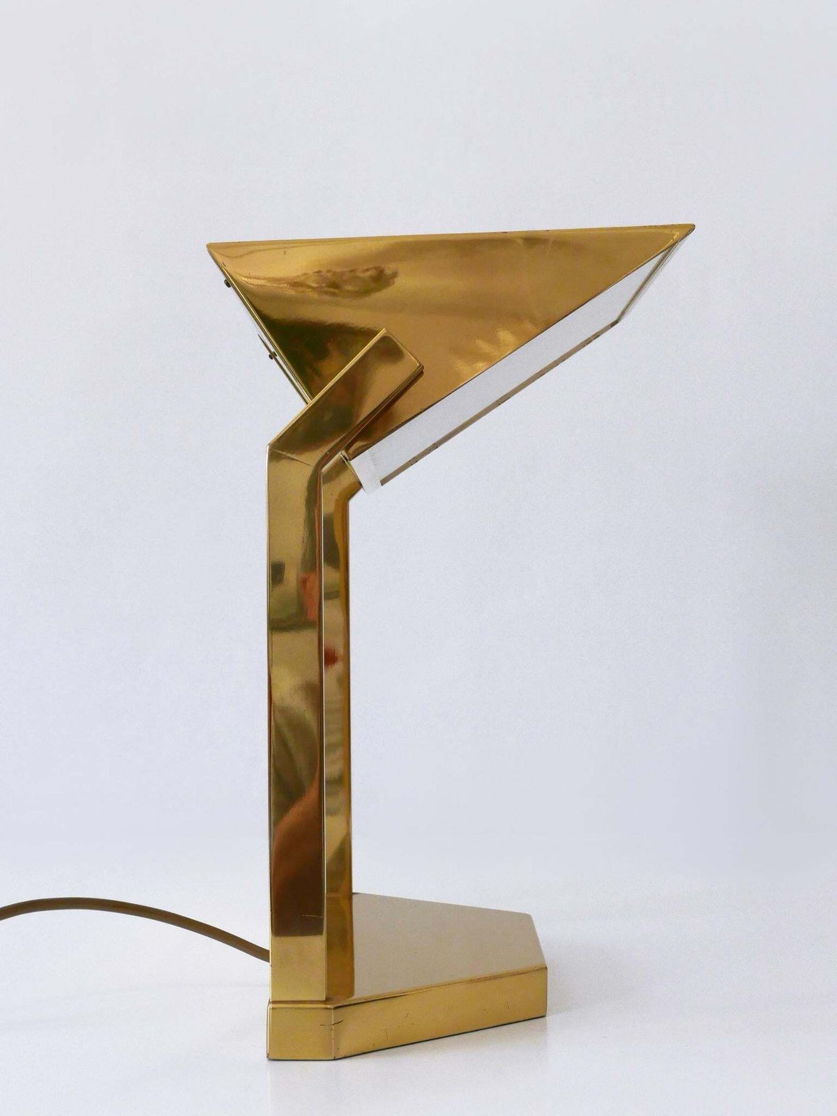 Mid Century Desk Light Or Table Lamp By Vereinigte Werkstätten Germany 1960s photo vinterior
