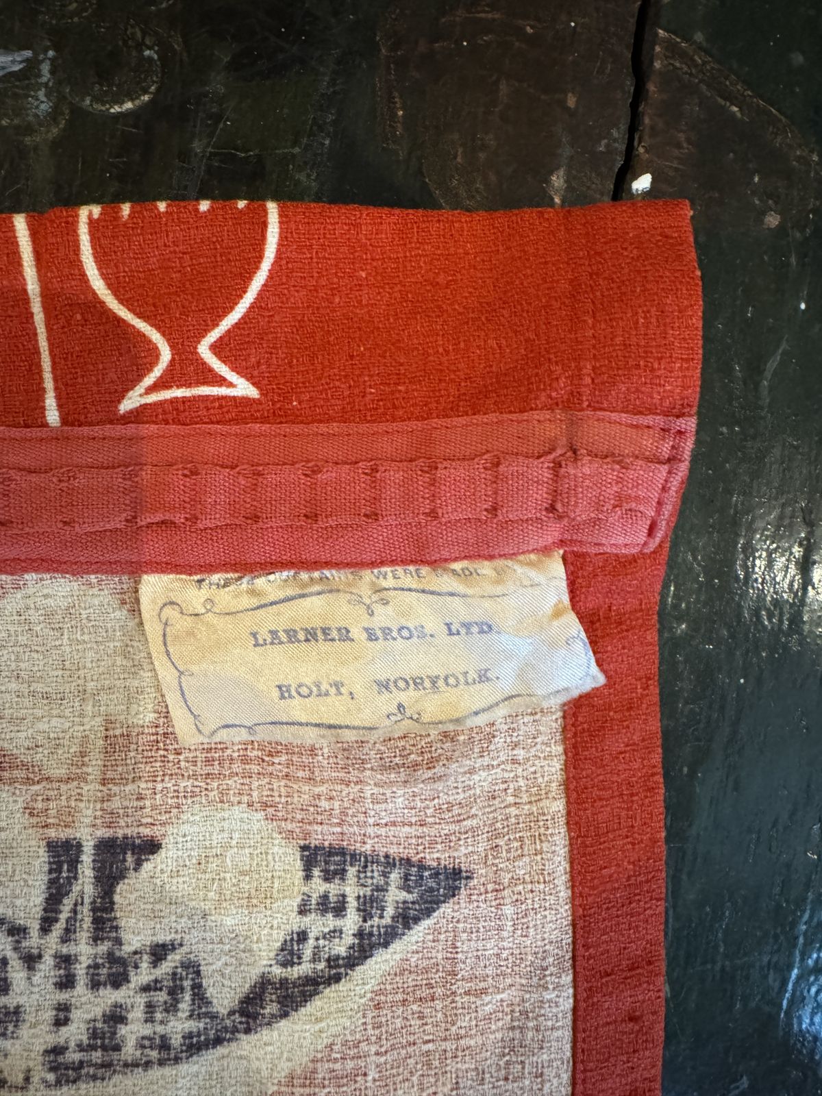 Pair Of Vintage 1950s Red Barkcloth Curtains photo 120.0