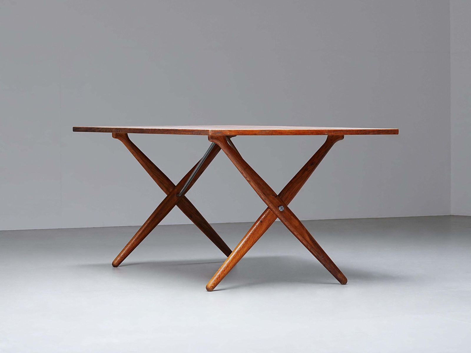 Hans Wegner Voor Andreas Tuck – Eettafel 303 In Eiken En Metaal, Denemarken, Ca. Jaren 1950 photo for sale