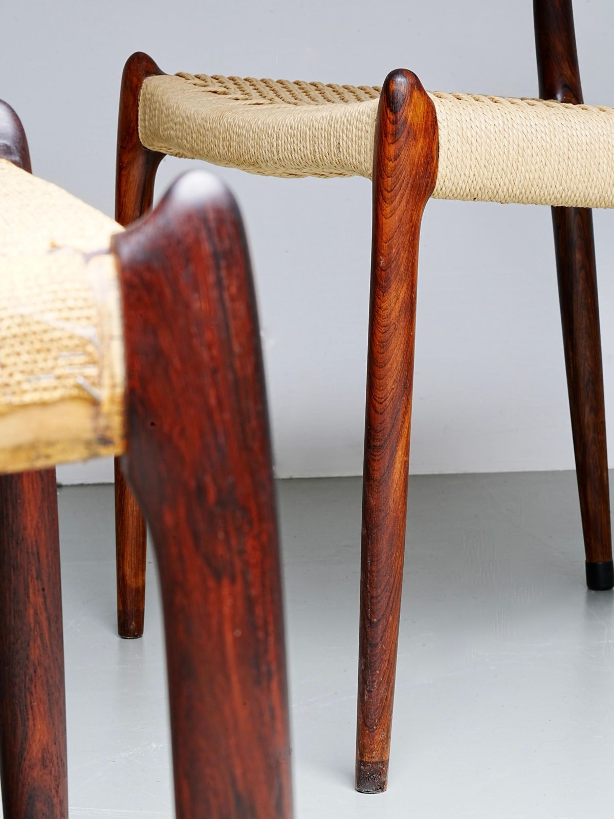 10533.0 Set Van 6 Niels Otto Møller Stoelen In Hout, Denemarken, Jaren 1960 photo