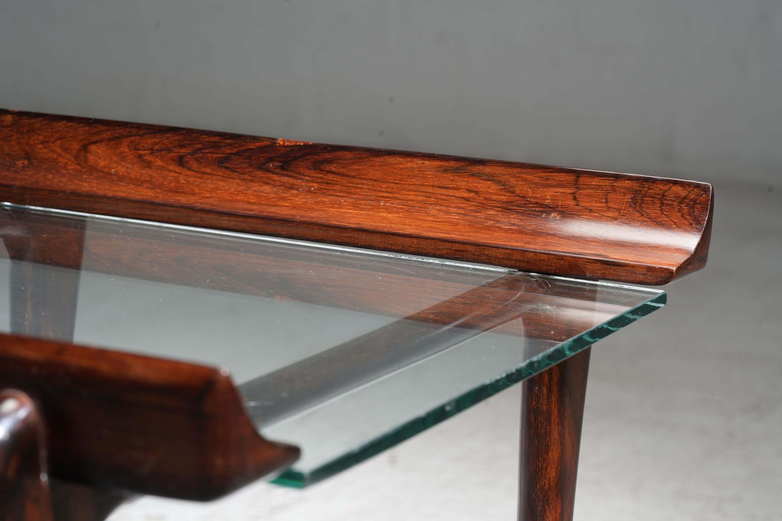 Bijzettafel Van Giuseppi Scapinelli, Hout En Glas, Brazilië, Ca. Jaren 1950 photo 2908.0