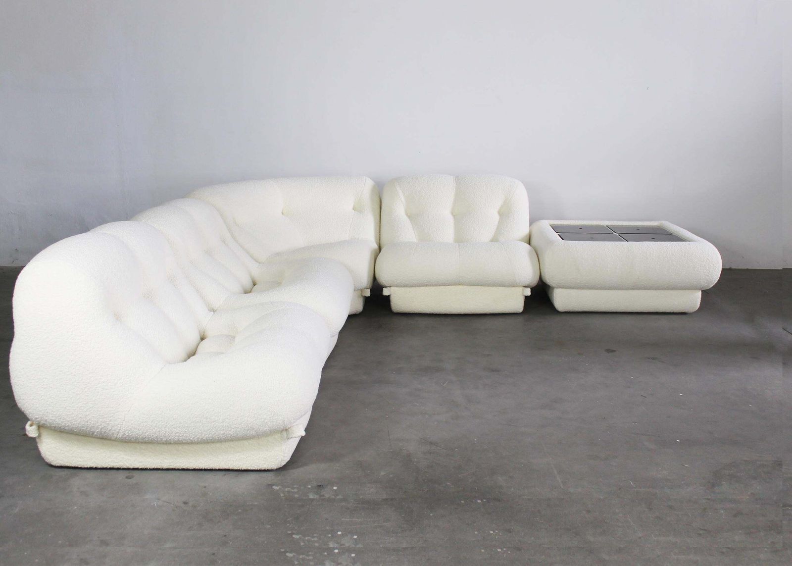 Rino Maturi Nuvolone Living Room Set In White Boucle By Mimo Padova 1970s Italy photo vinterior