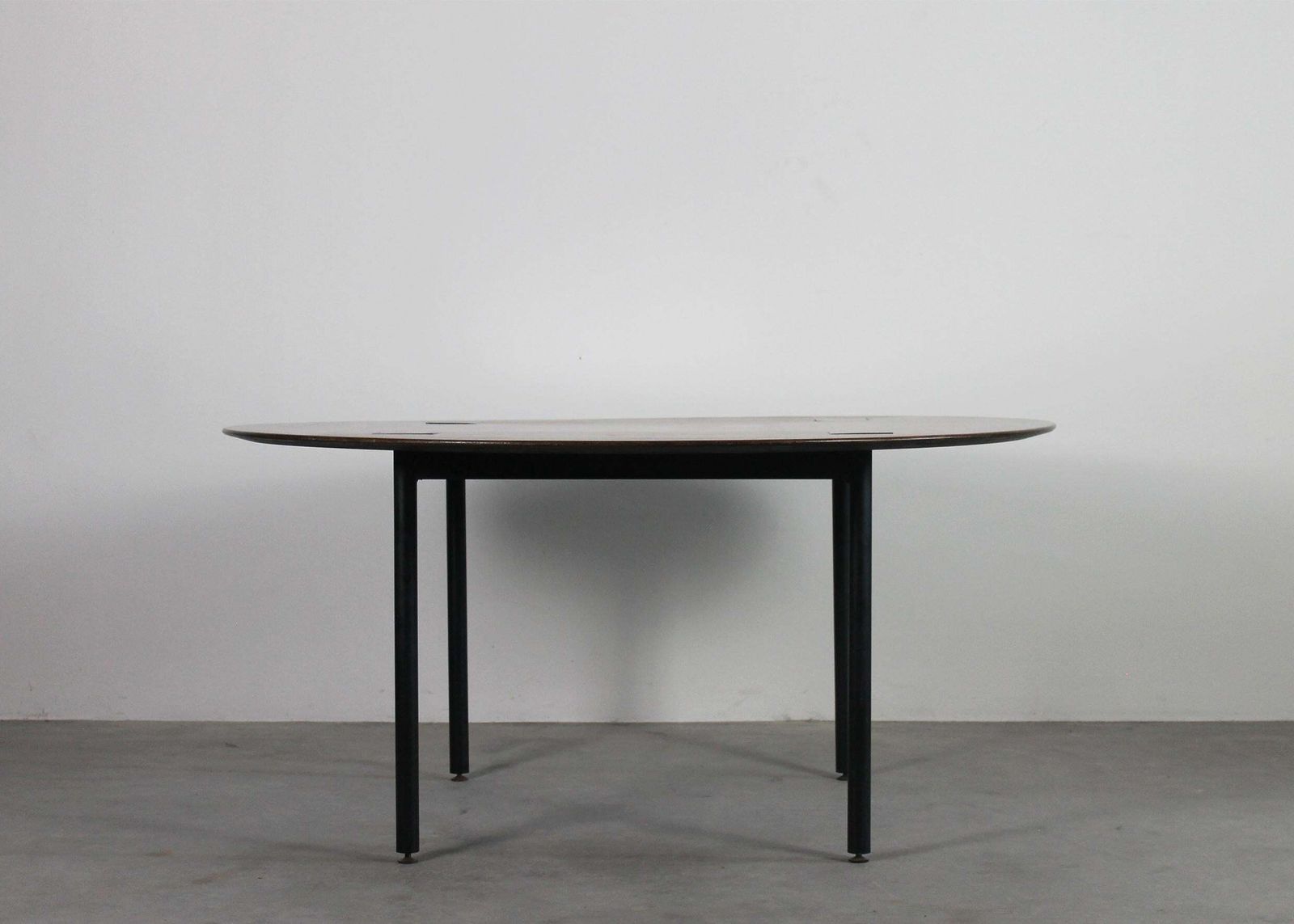 Ettore Sottsass T72 Round Table In Wood And Brass By Poltronova 1950s photo Furniture