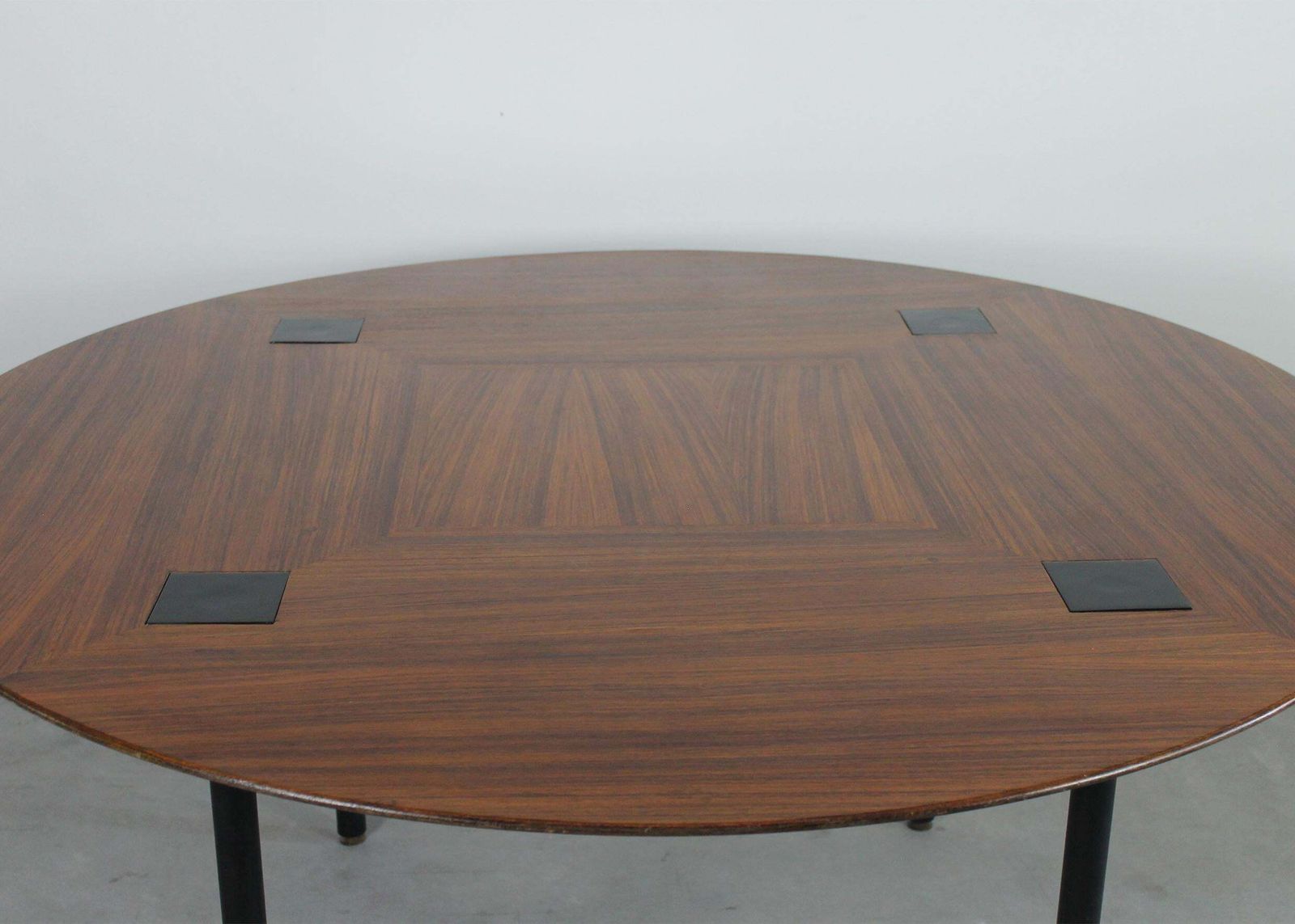 Ettore Sottsass T72 Round Table In Wood And Brass By Poltronova 1950s photo 5201.0