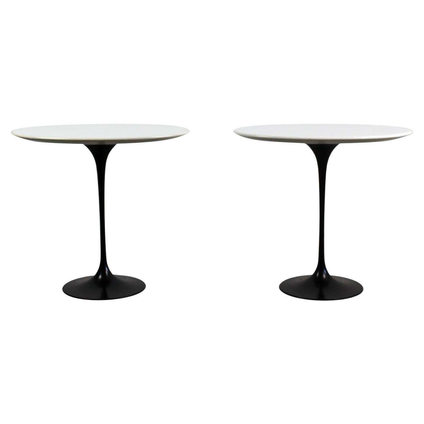 Eero Saarineen Set Of Two Black And White Low Tables In Wood And Aluminum 1990s