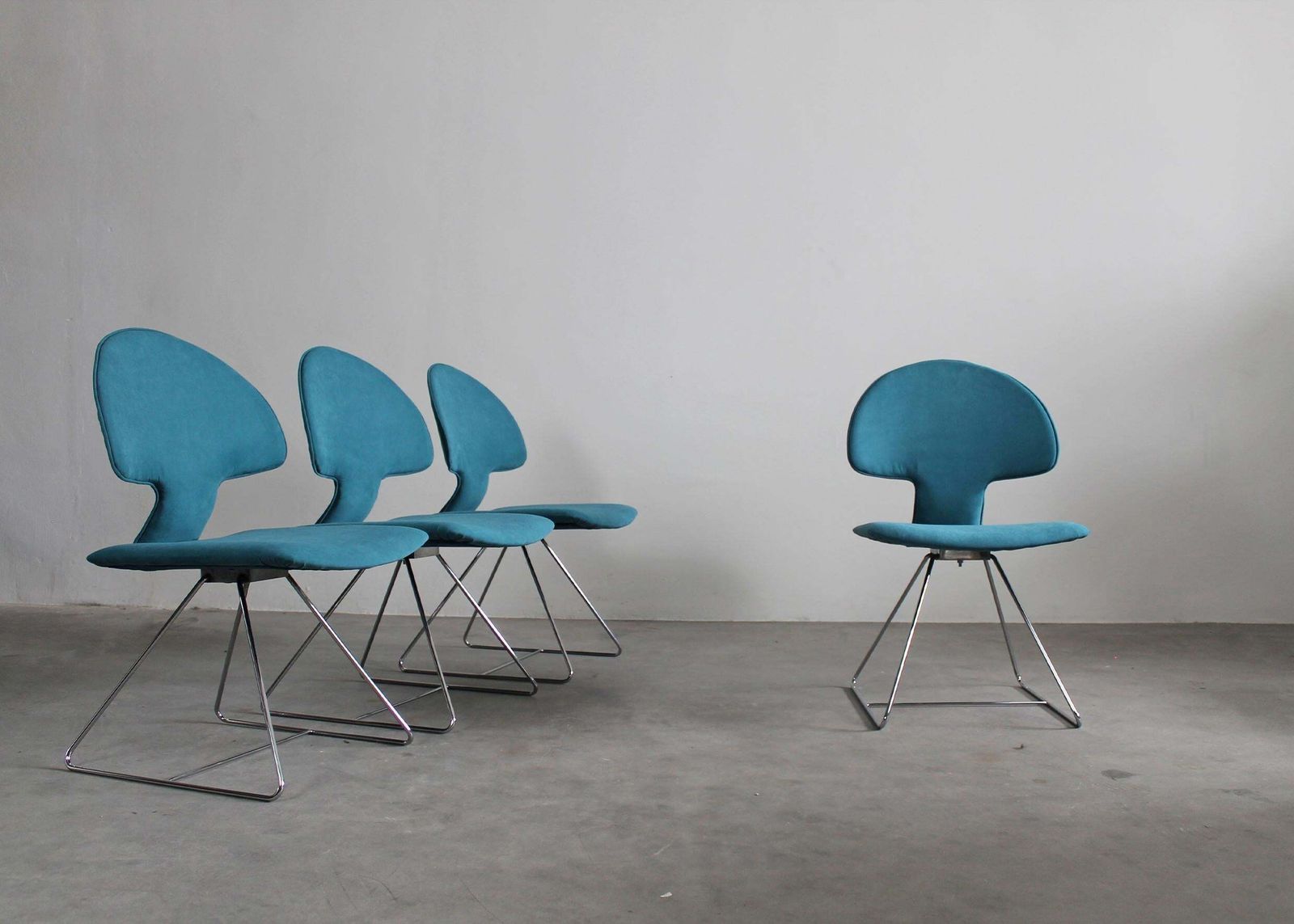 Vittorio Introini Set Of Four Longobarda Dining Chairs By Saporiti 1960s Italy photo furniture