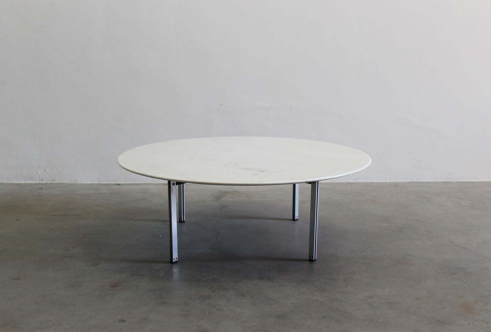 Florence Knoll Parallel Bar Round Table In Marble And Steel By Knoll 1950s photo for sale