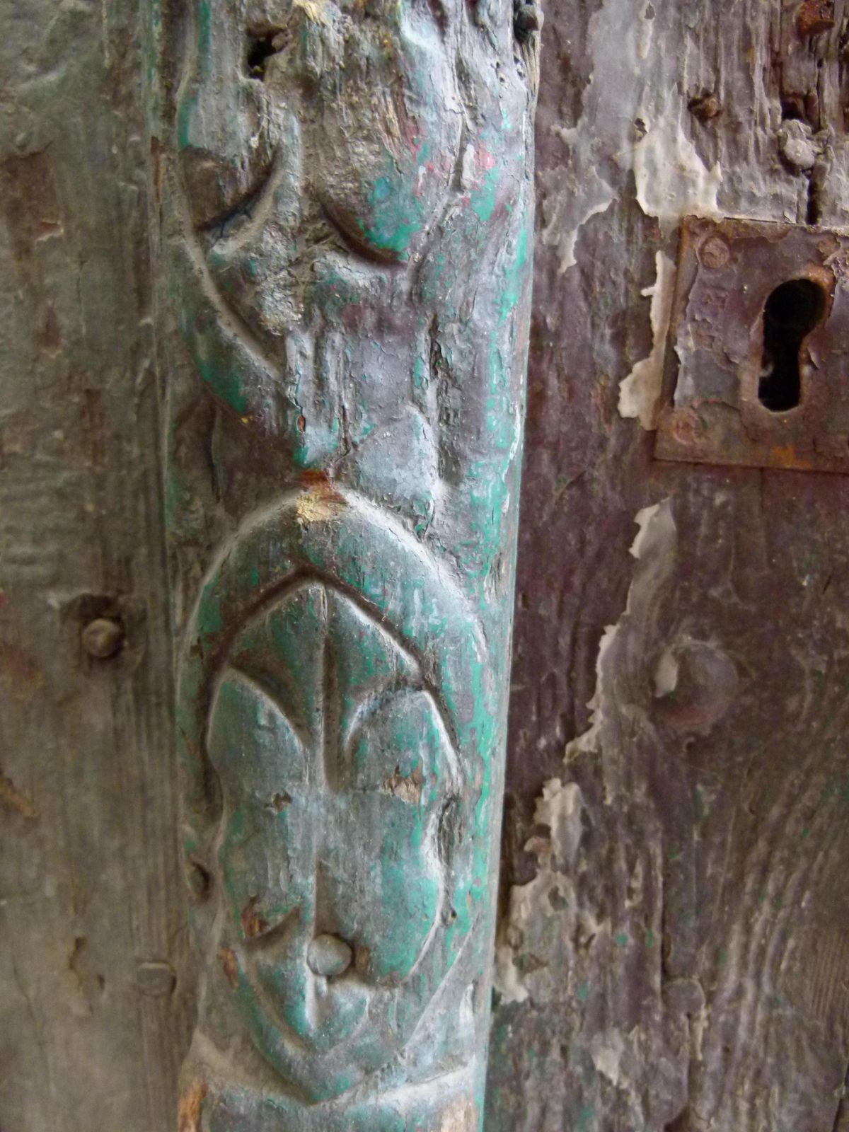 Home Fixtures 19th Century Wooden Double Front Door In Art Nouveau Style photo
