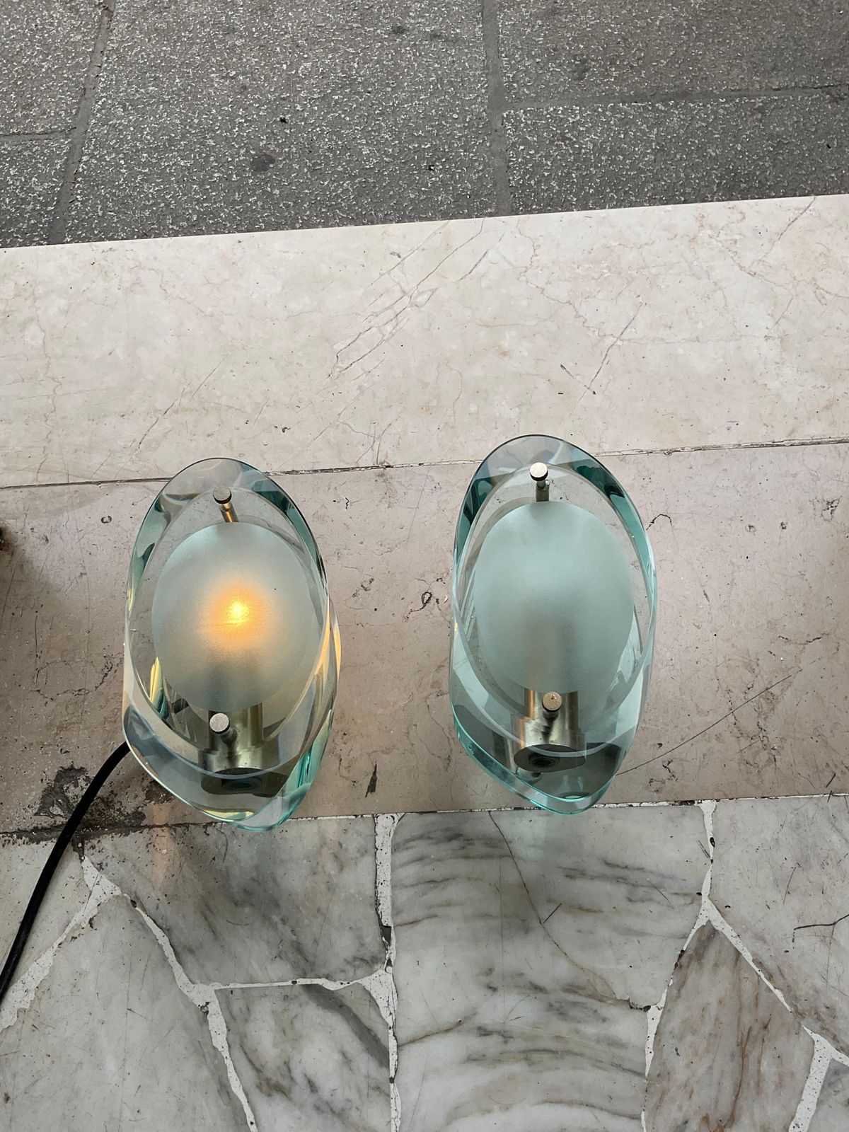 Fontana Arte   Max Ingrand   Coppia Appliques Modello 2093   Italia 1960. photo Lighting