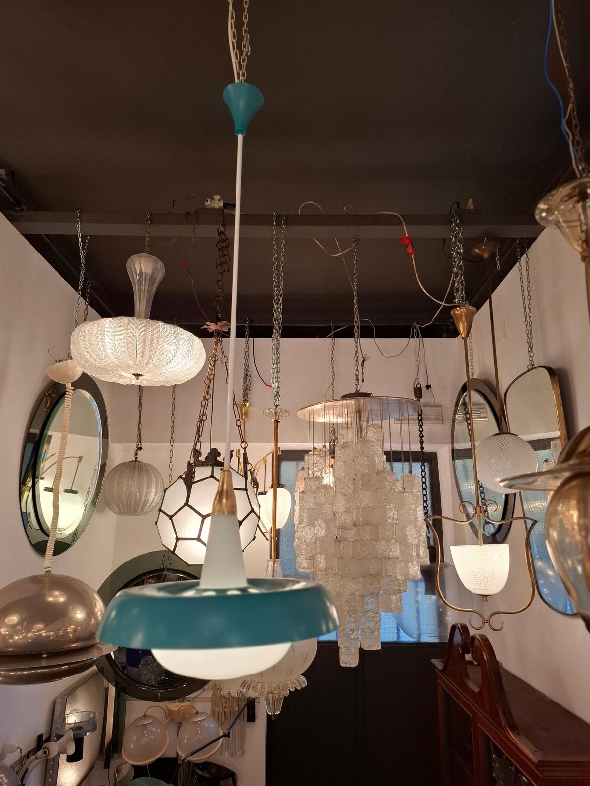 Stilnovo Chandelier Opalineglass Brass Metal 1950 Italy photo furniture