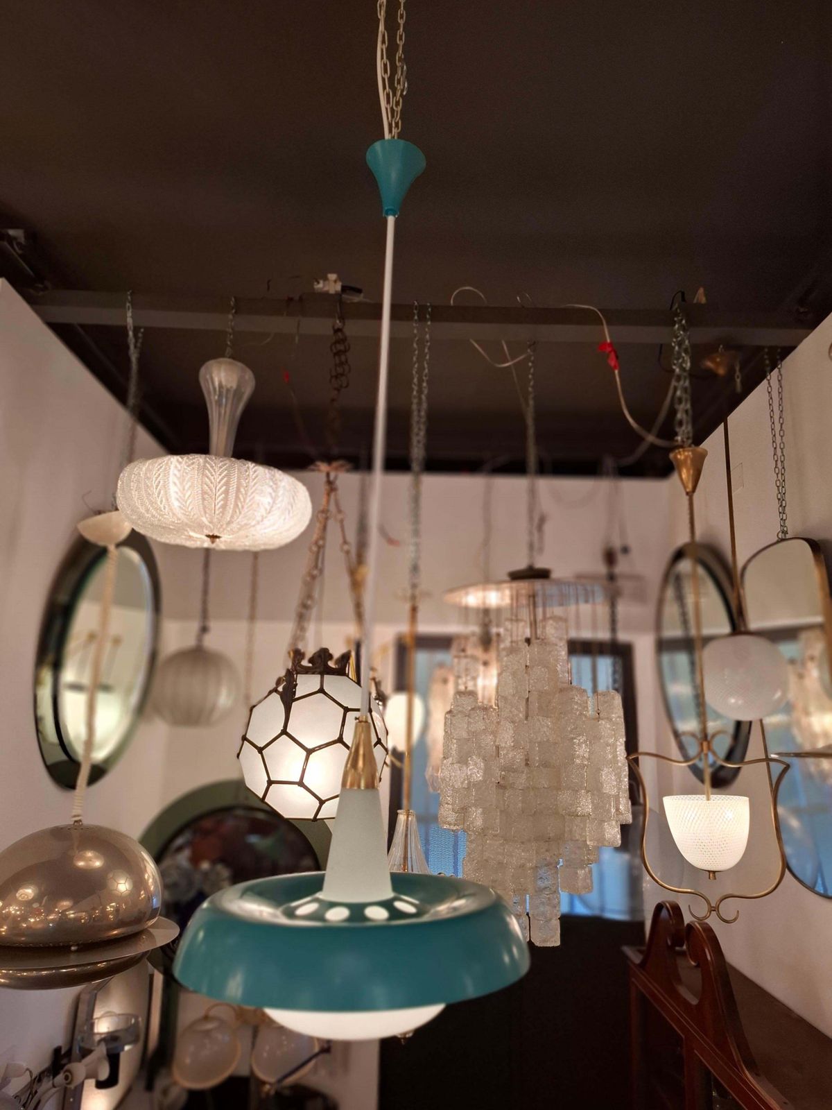 photo furniture Stilnovo Chandelier Opalineglass Brass Metal 1950 Italy