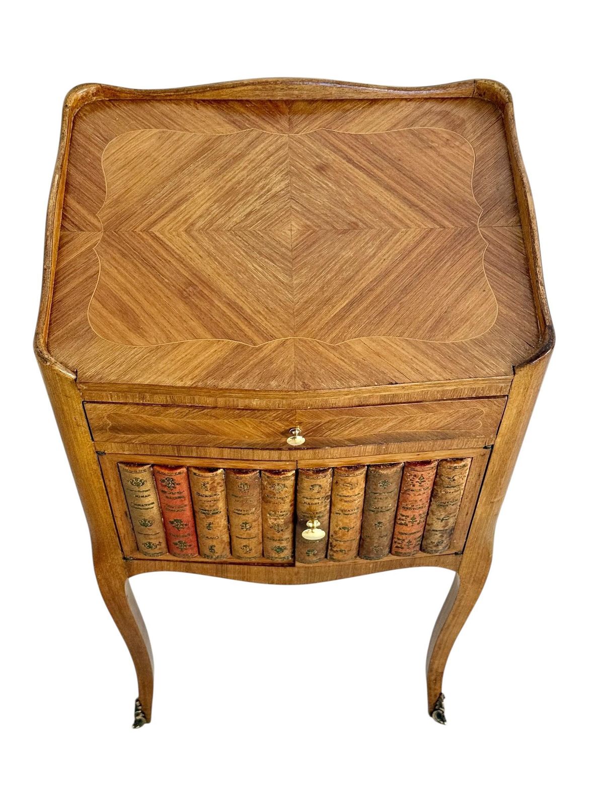 photo furniture Pair Of Louis XV Style Nightstands With Faux Book Front, 19th Century