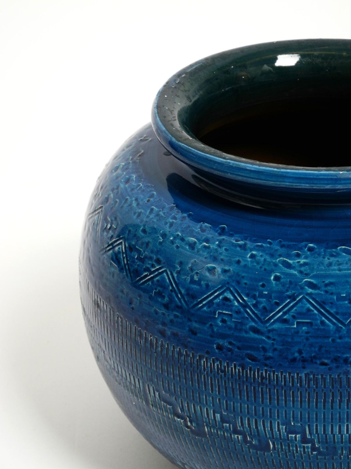 398.0 Beautiful 1960s Rimini Blu Ceramic Vase By Aldo Londi For Bitossi Italy photo