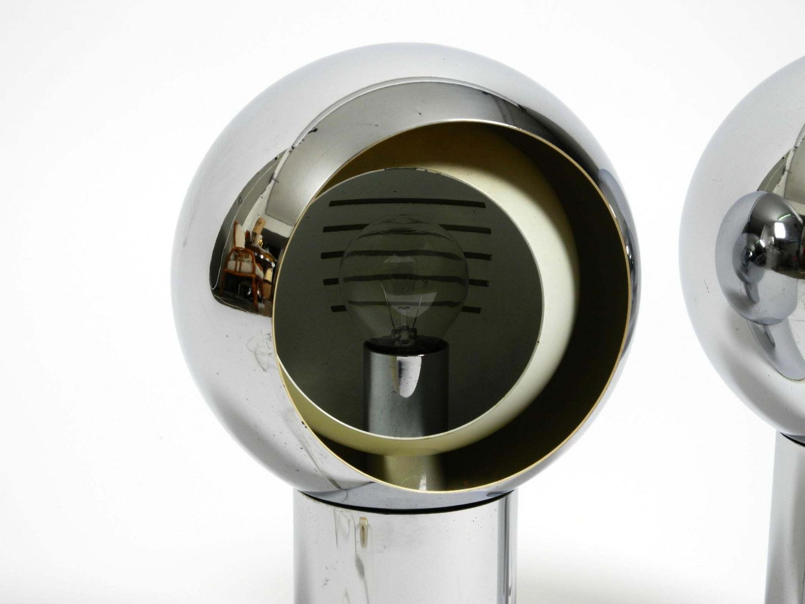 1482.0 Pair Of Beautiful Large Mid Century Space Age Chrome Table Lamps   Made In Italy photo