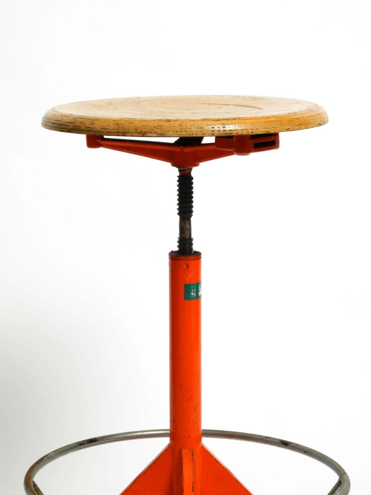 photo vintage Rare Solid Italian Mid Century Industrial Metal Stool By Mautren In Rare Orange