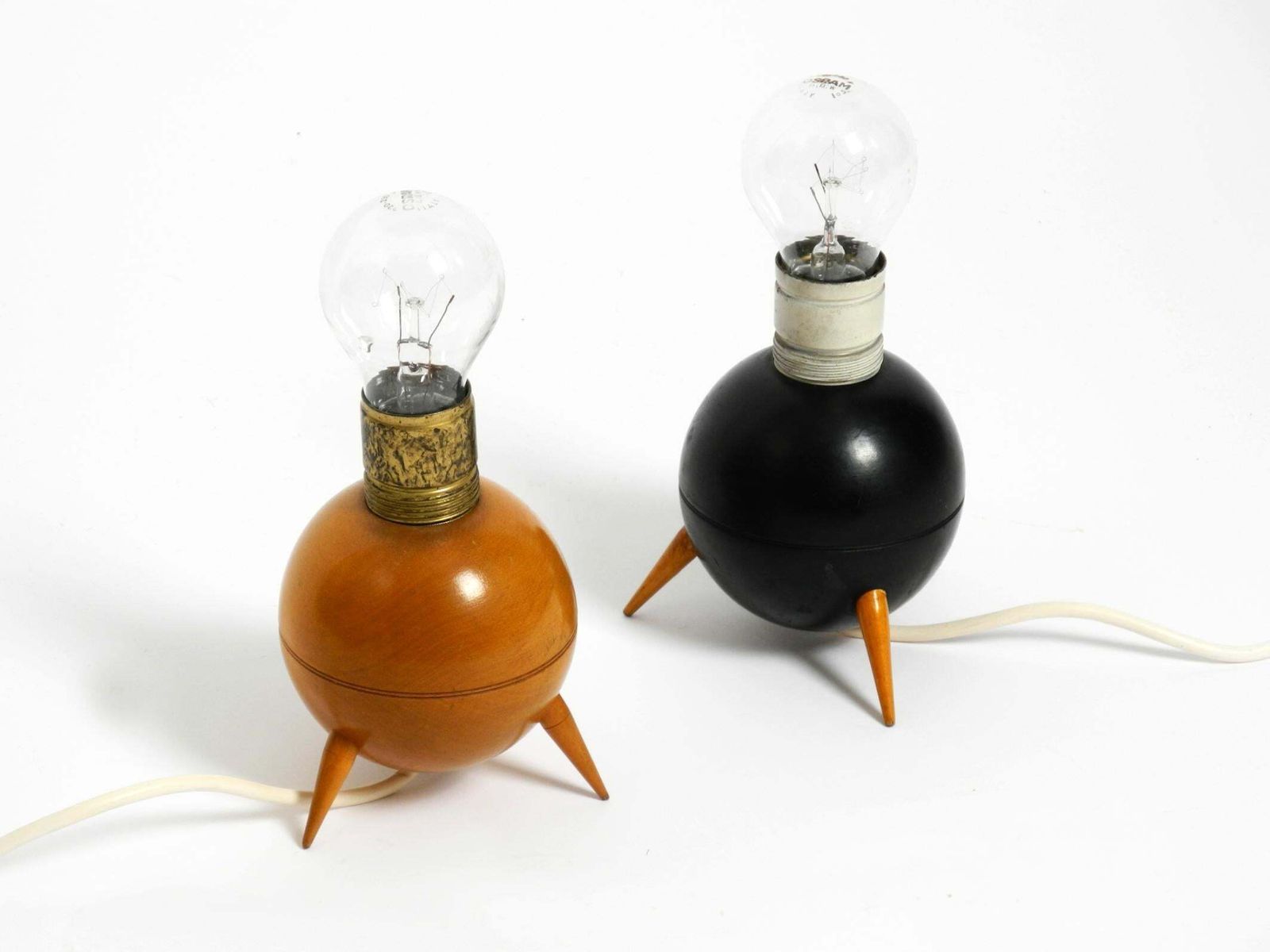 Pair Of Beautiful Small Mid Century Modern Tripod Wooden Table Lamps photo 781.0