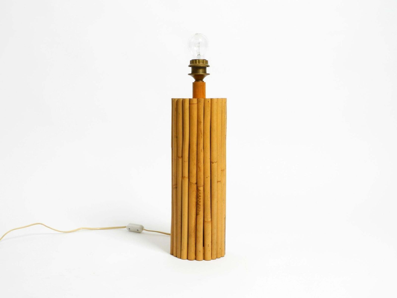 Large Beautiful 1970s Italian Bamboo Table Lamp With Large Oiled Paper Shade photo vinterior