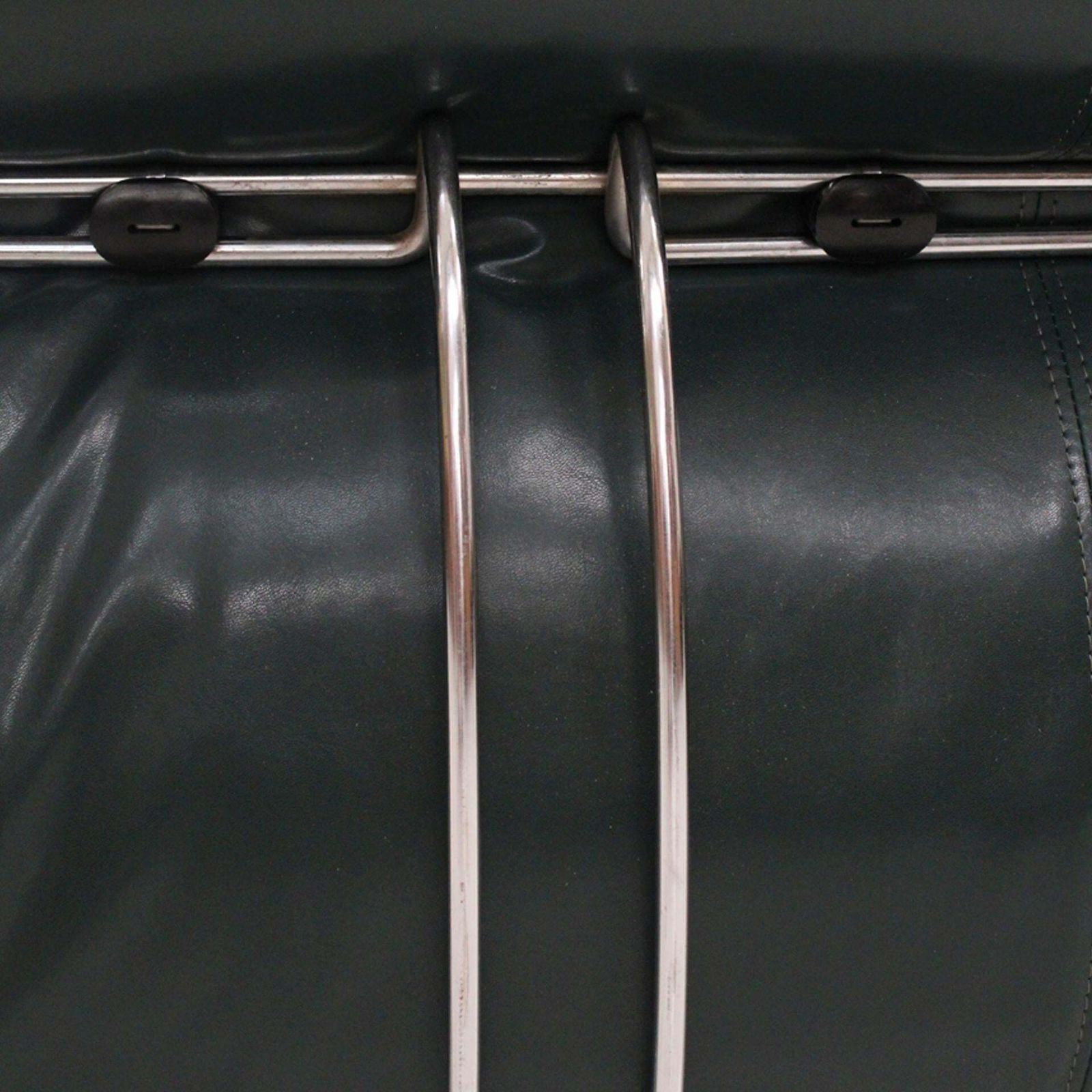 photo furniture Soriana Sofa By Tobia Scarpa For Cassina, Italy 1960s, Green Leather And Steel
