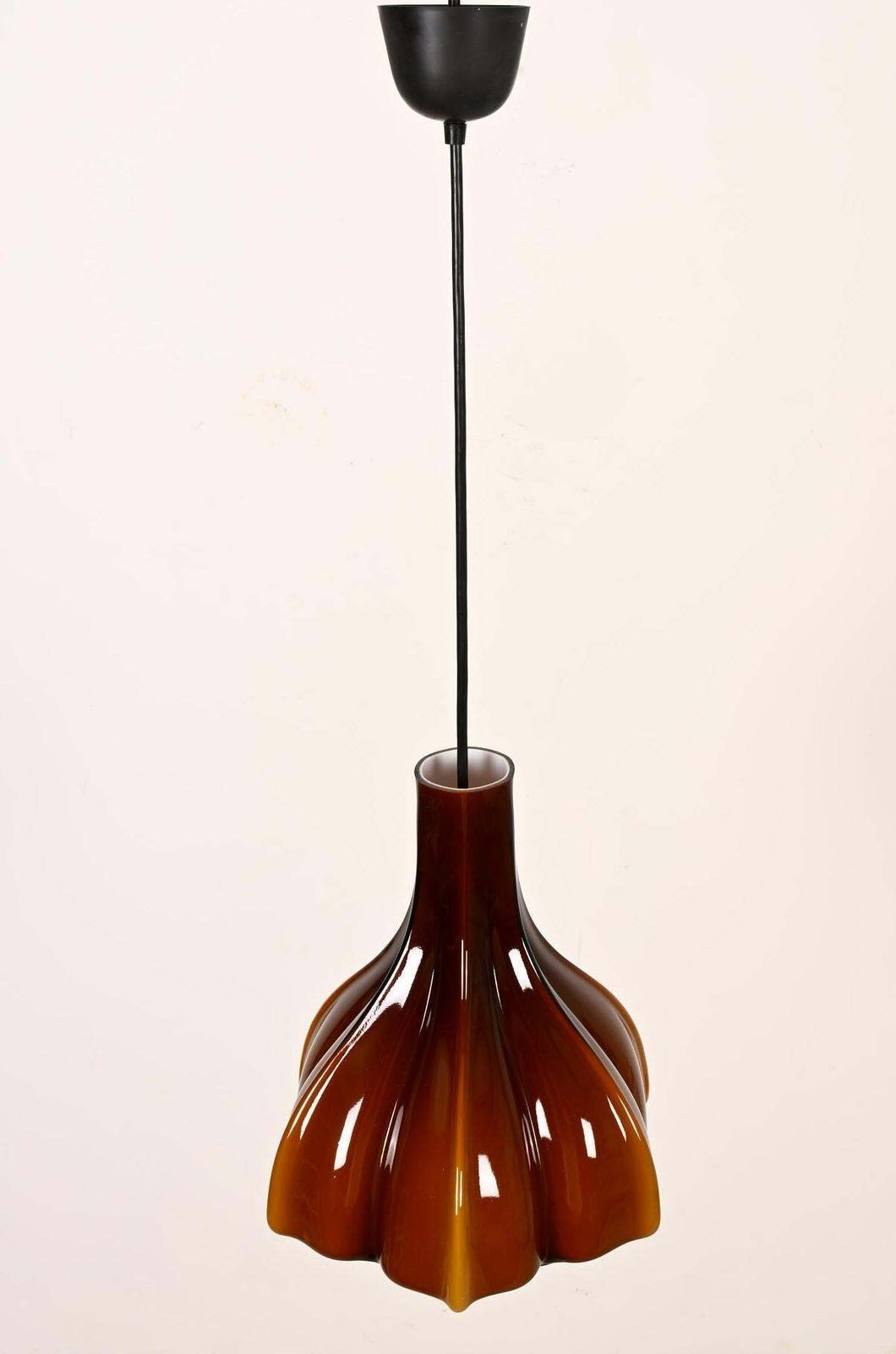 photo furniture Paill & Putzler Lotus Shaped Midcentury Glass Pendant
