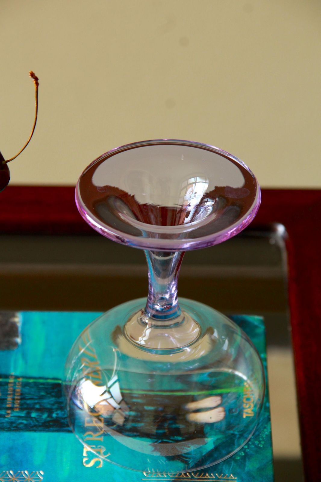 Violette, Space Age Alexandrite Drinking Champagne Or Cocktail Glasses, Set Of 4, Italy, 1970s photo vintage