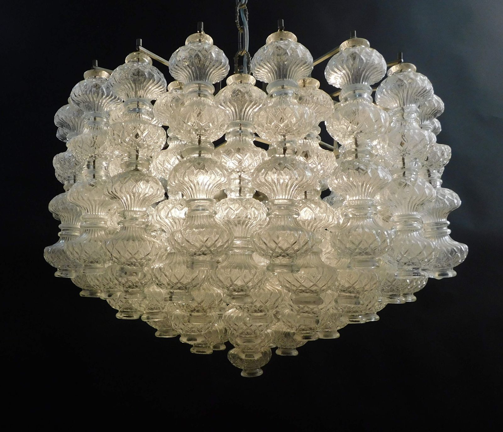 Murano Bussolotti Chandelier By Seguso photo furniture