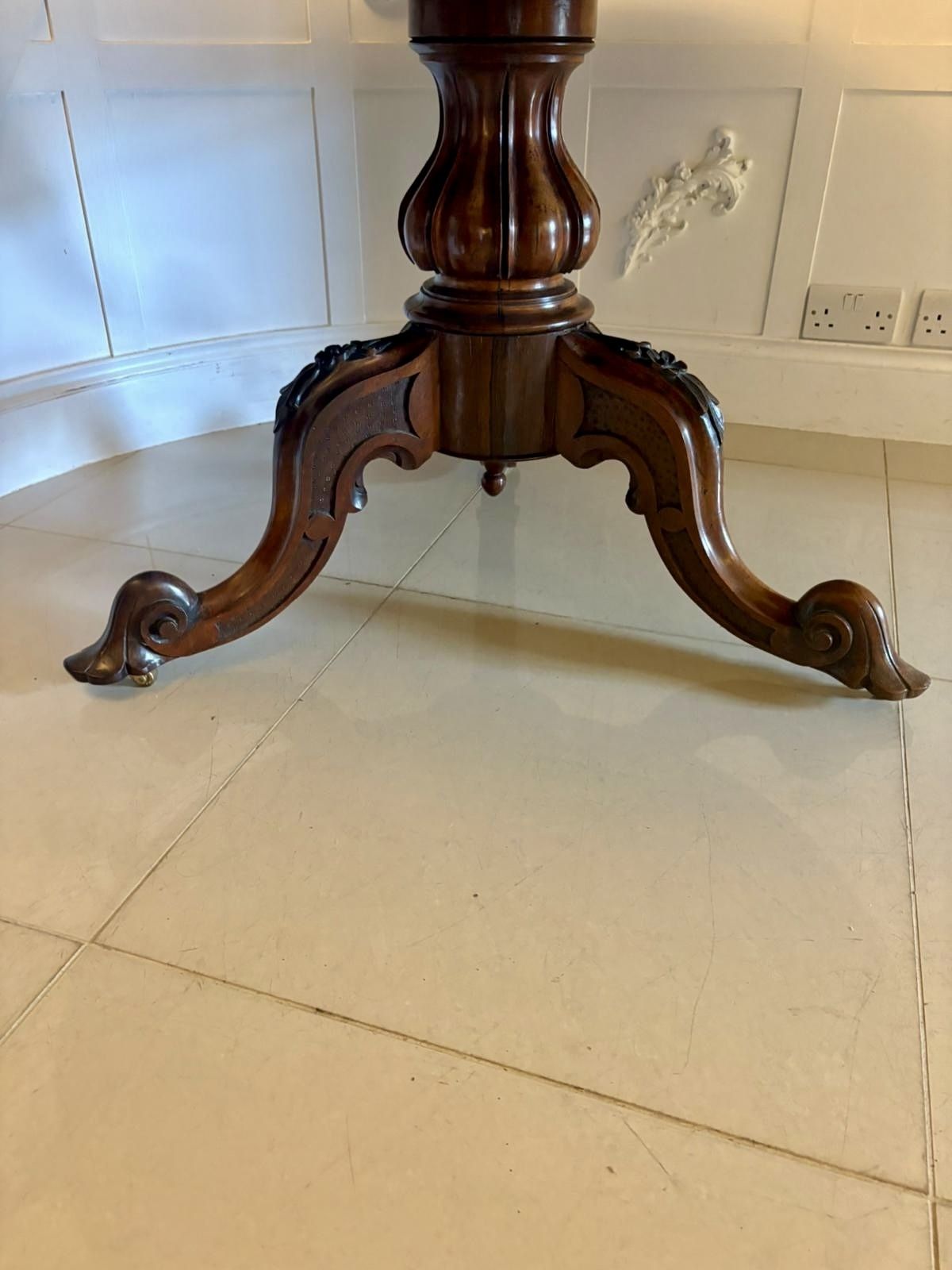 Furniture Antique 19th Century Quality Carved Rosewood Circular Dining Table photo