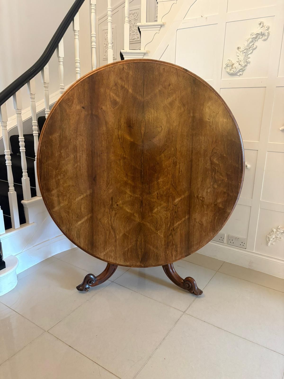 Antique 19th Century Quality Carved Rosewood Circular Dining Table