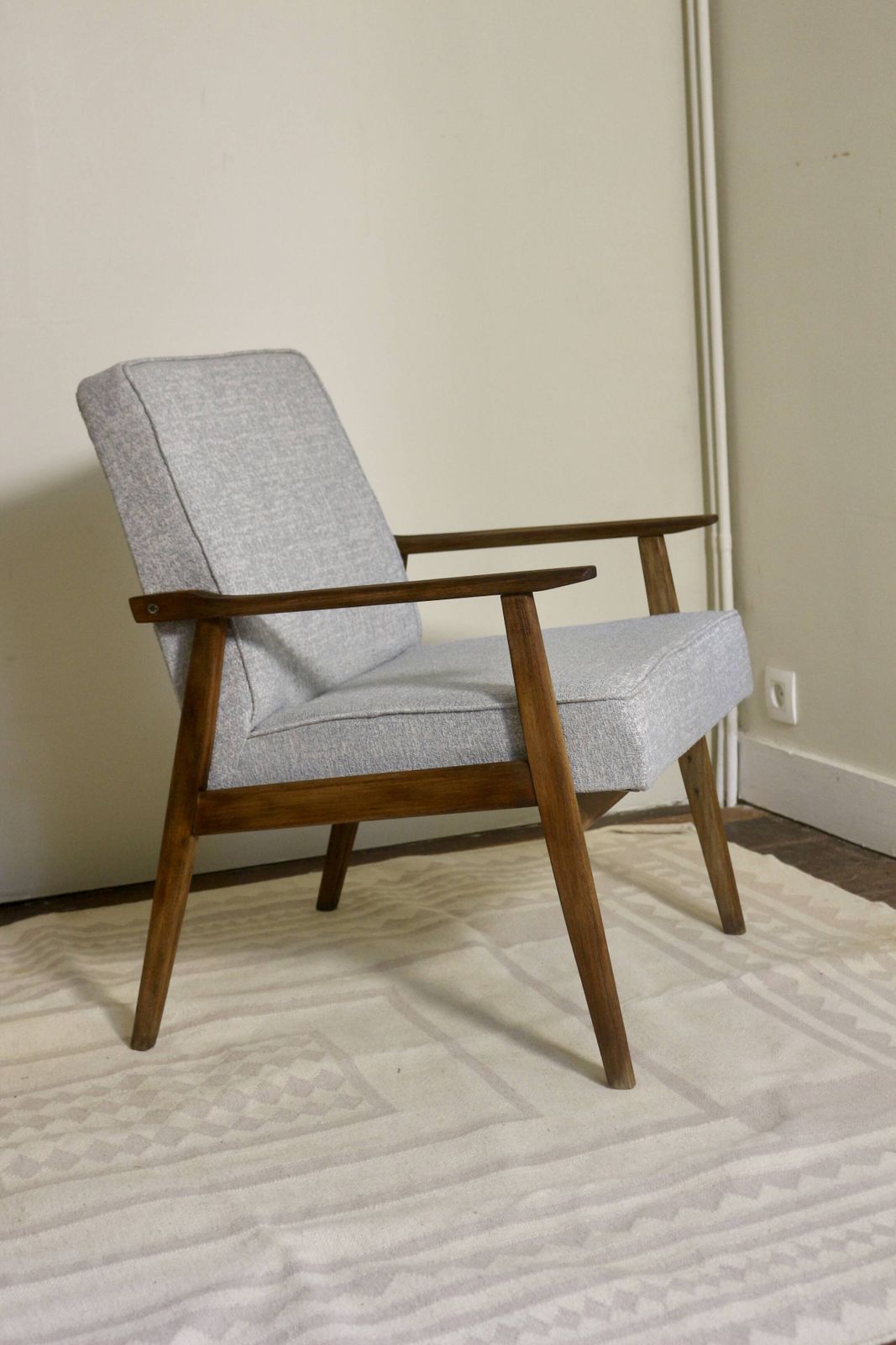 Henryk Lis 300 190 Armchair From The 70s In Bouclette Fabric Ref: Carmen photo vintage