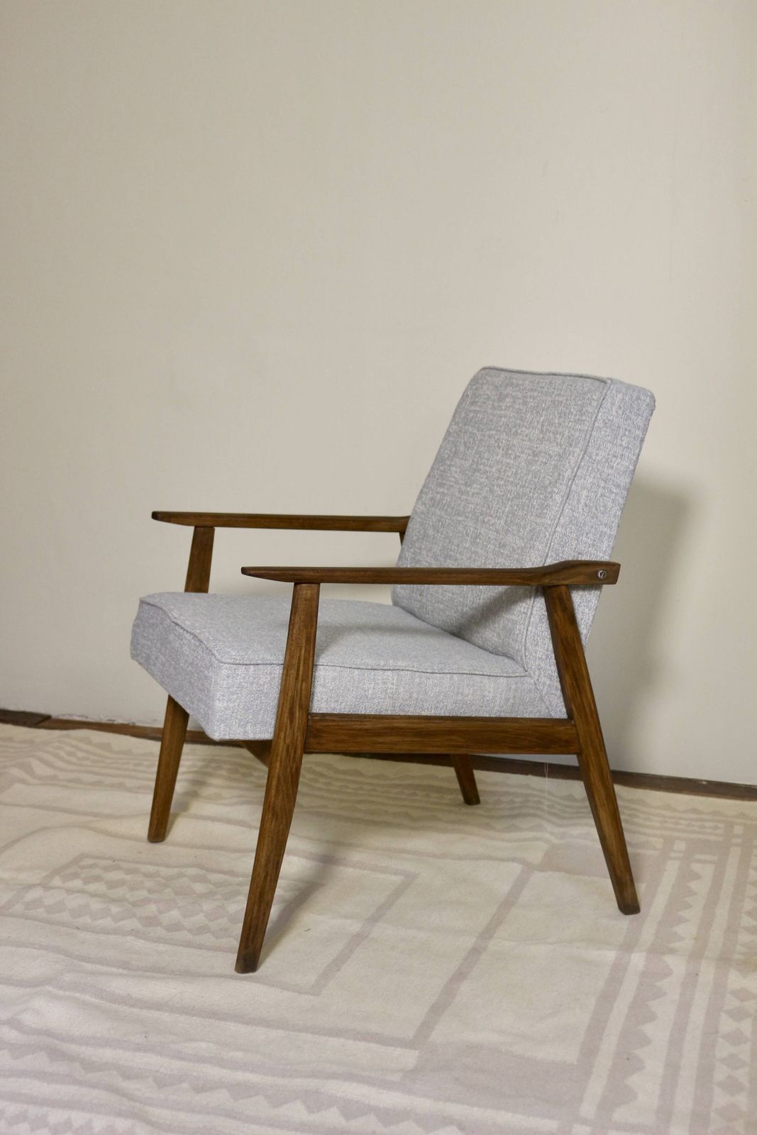 photo buy Henryk Lis 300 190 Armchair From The 70s In Bouclette Fabric Ref: Carmen