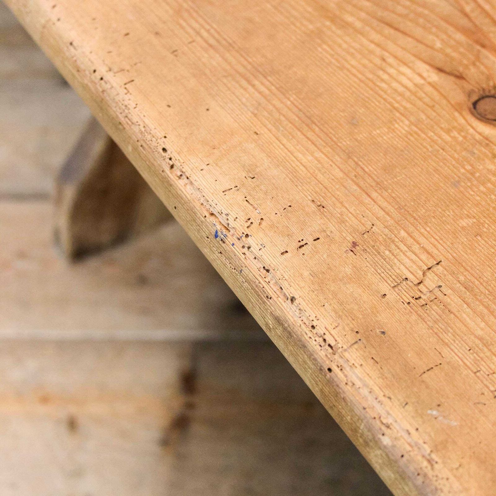 photo furniture Antique 19th Century Stripped Pine Pew | Antique Pine Bench | Bench For Entryway | Hallway Furniture | Antique Furniture