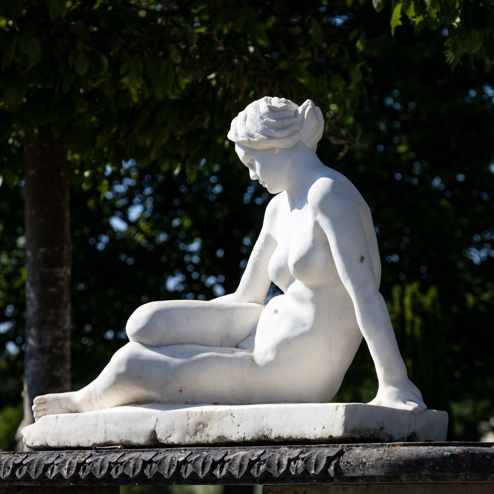Reclining Female Nude In Marble, Early 20th Century