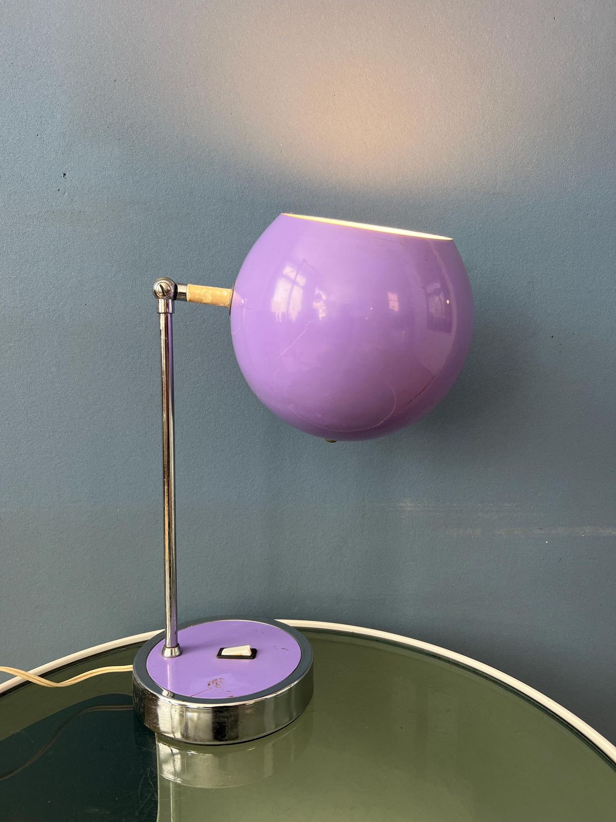 Vintage Paarse Herda Space Age Eyeball Bureaulamp photo furniture