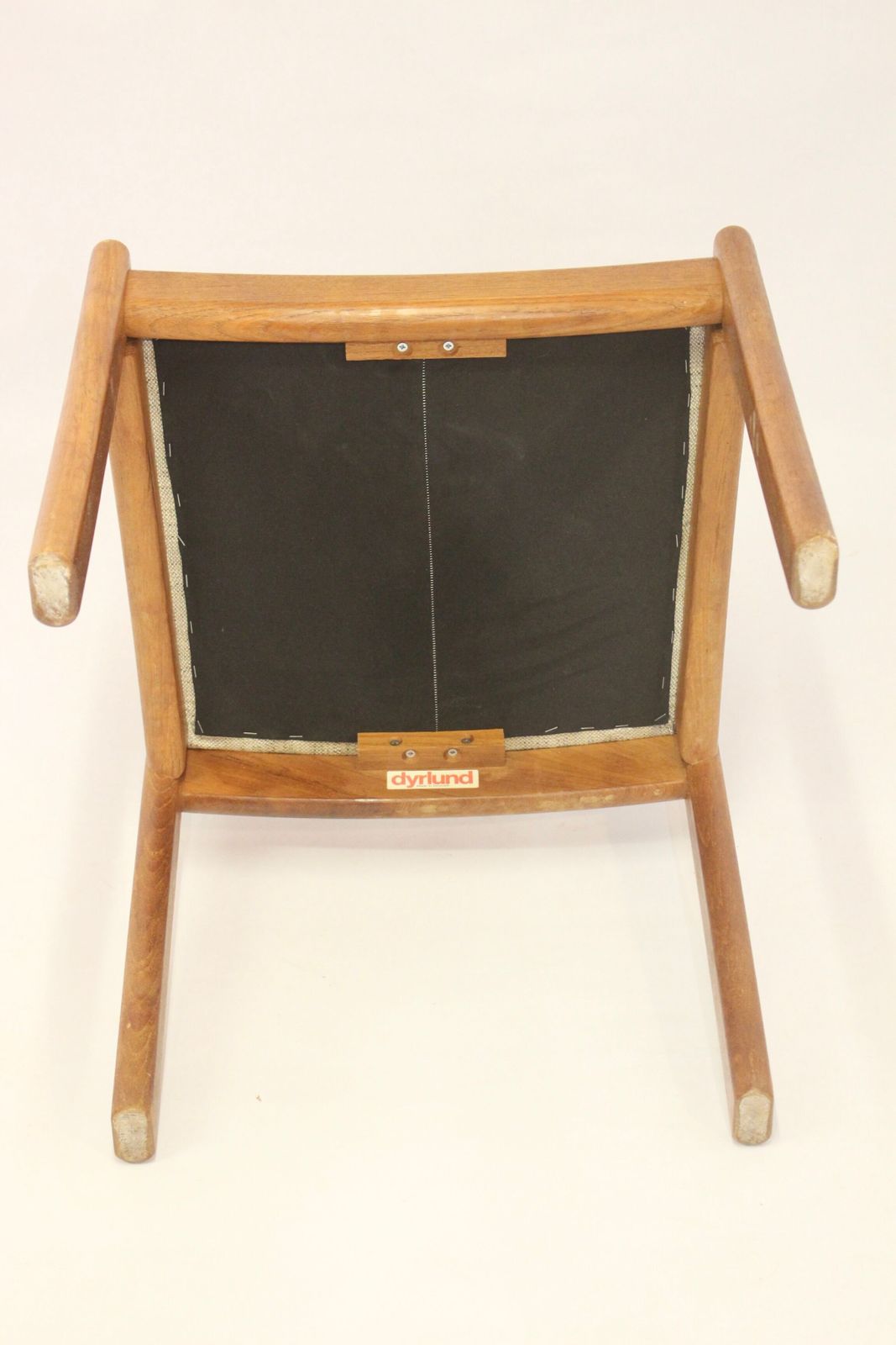 photo furniture Set Of 4 Dyrlund Chairs From The 60s In Teak