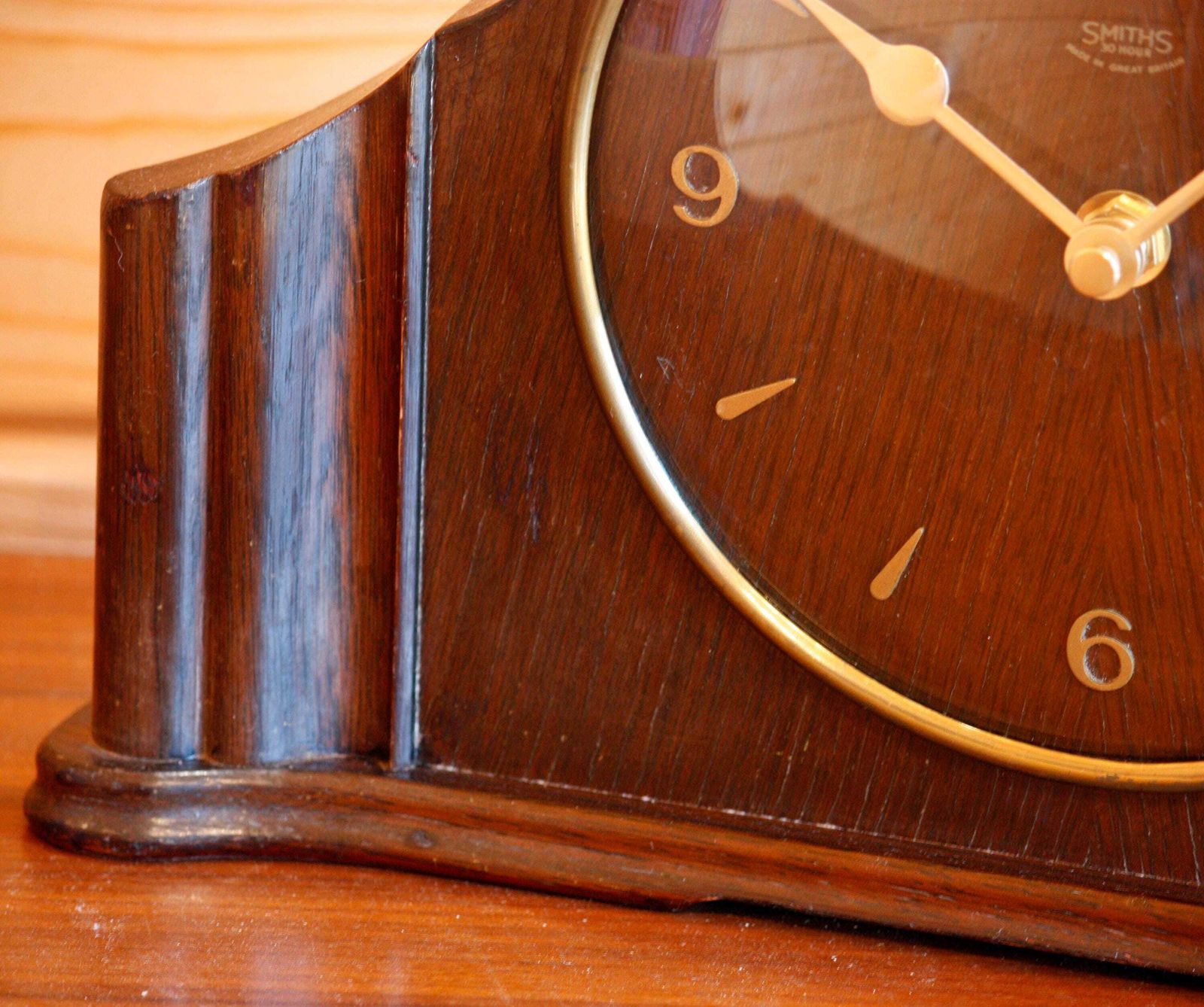 Vintage Smiths Mantel Clock   31cm Wooden Retro Mid Century 1950s Desk Clock Off The Wall Clocks photo Home Decor