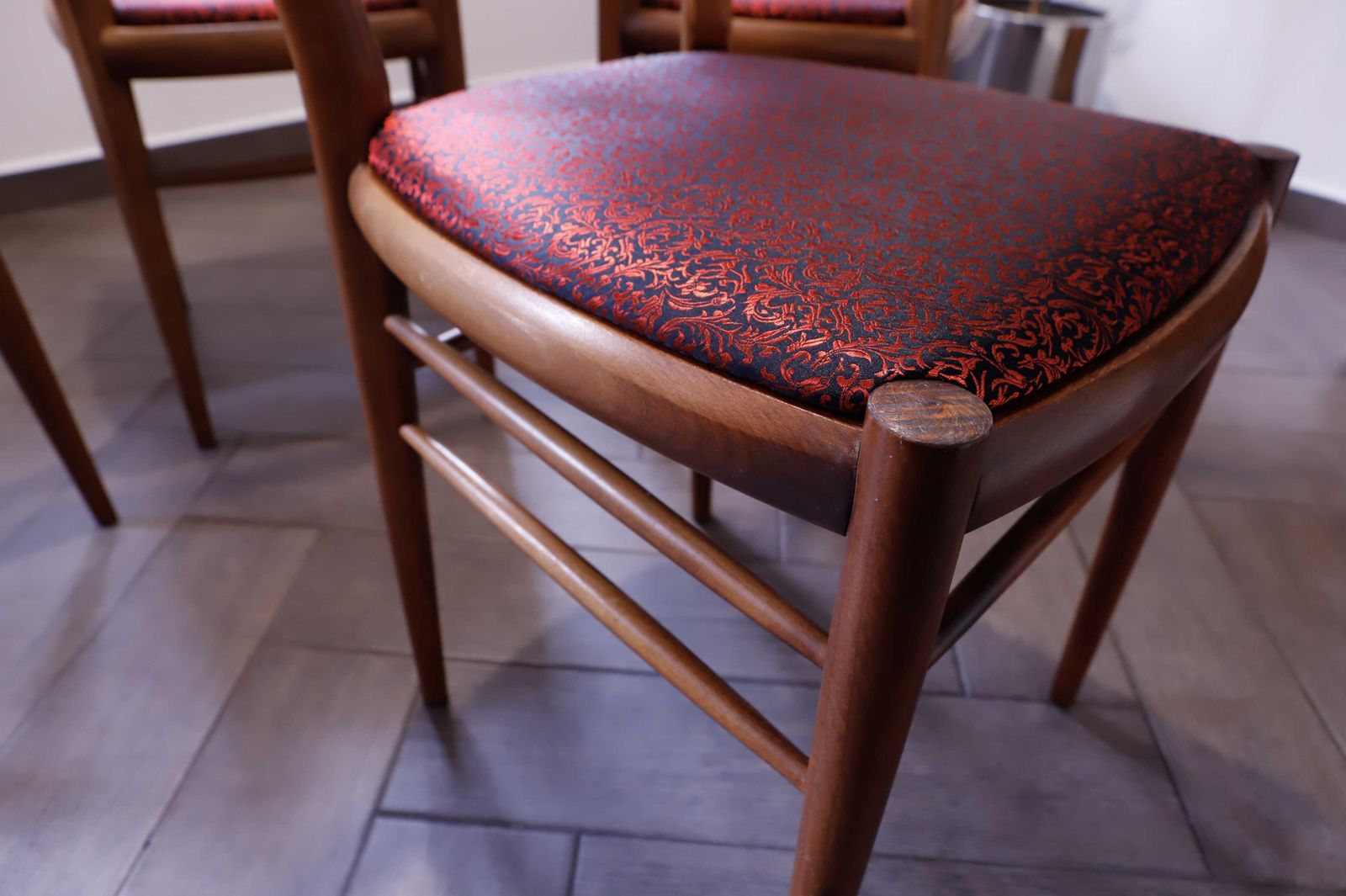 335.0 Set Of Retro Dining Chairs – Dřevotvar Jablonné Nad Orlicí photo