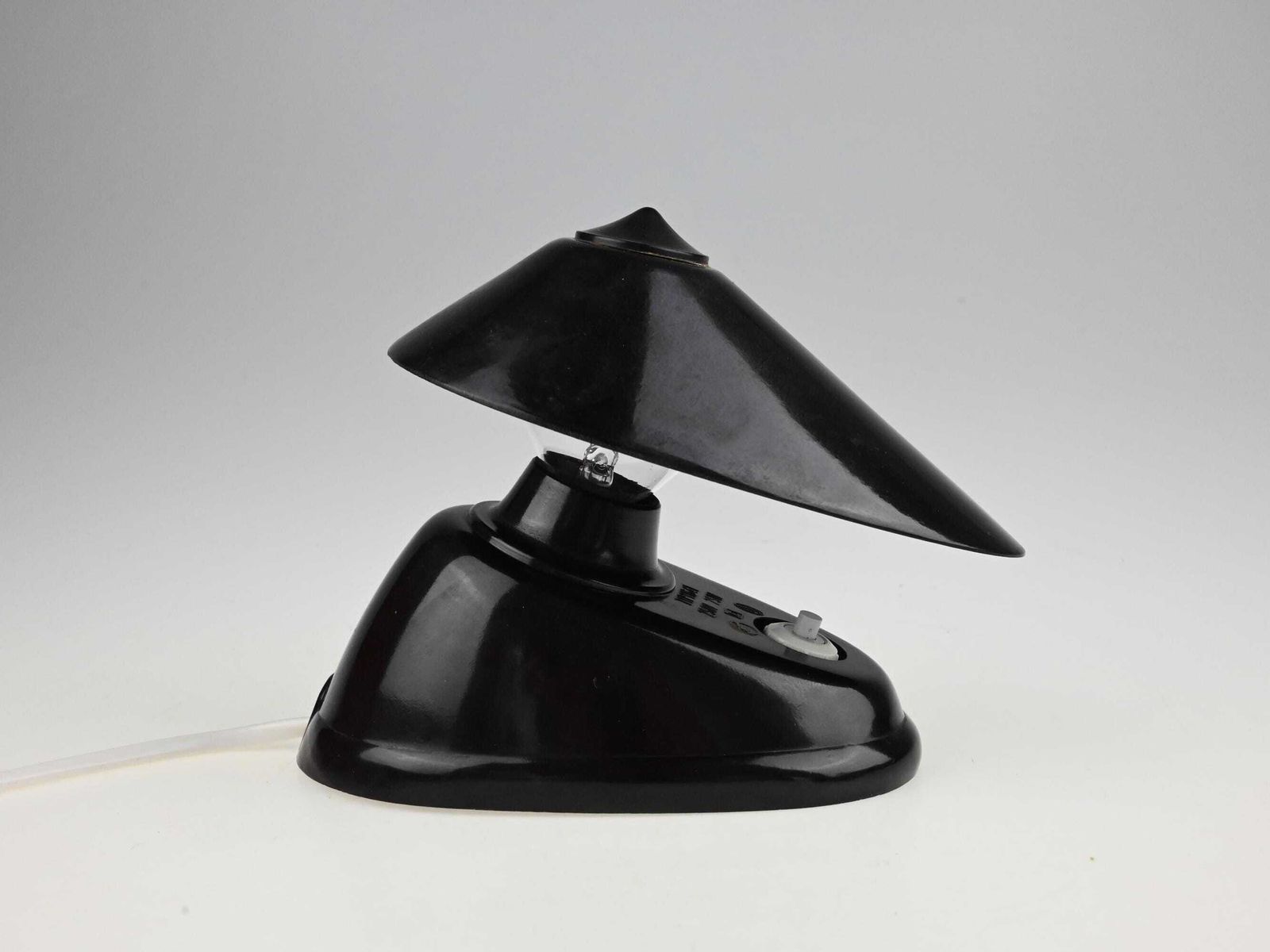 Vintage Bakelite Mushroom Lamp, Bauhaus Style, Bauhaus Lamp, Bakelite Lamp, Desk Lamp, Bedside Lamp, Art Deco Lamp, Bauhaus, Type 11641 photo 180.0