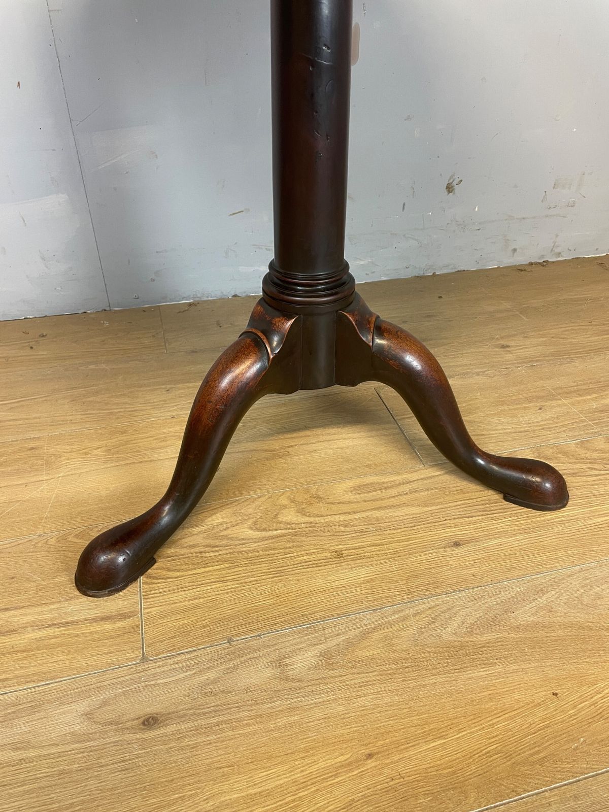 Georgian Mahogany Tripod Table With Gun Barrel Stem Circa 1790 photo for sale