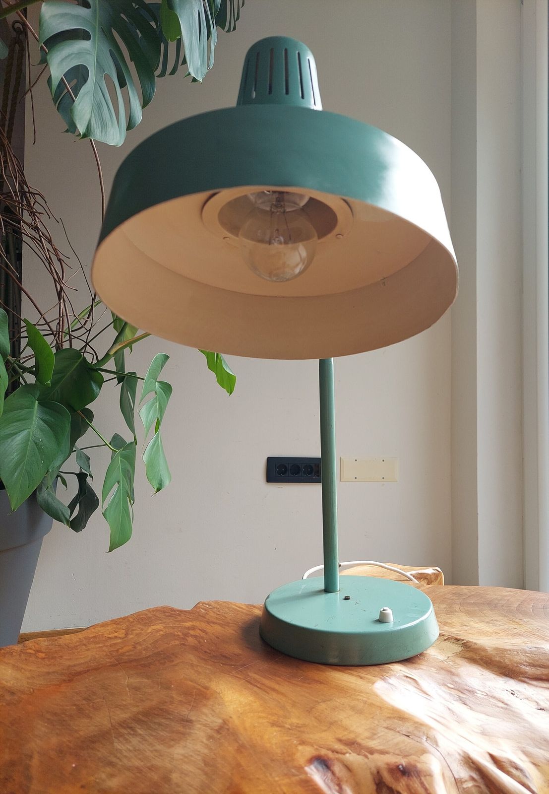 Xl Vintage Table Lamp, Vintage Metal Table Lamp, Vintage Office Lamp, Mcm Desk Lamp, Industrial Desk Lamp, Mcm Industrial Table Lamp, 1960's photo Lighting