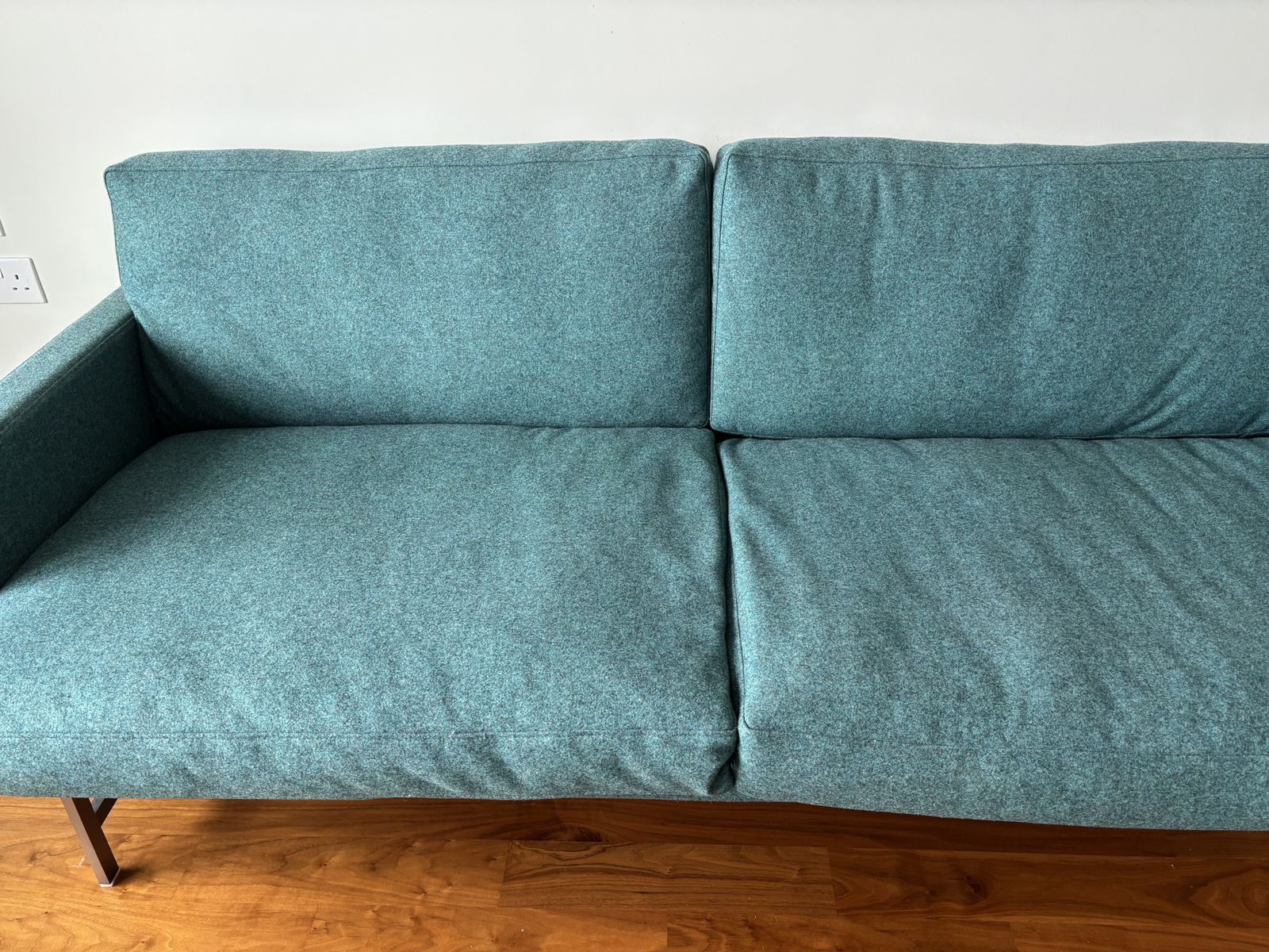 Fritz Hansen Lissoni Sofa In Divina – Wool Upholstery, Stainless Steel Frame, 20 Year Warranty (2016) Valued At £8000 photo furniture