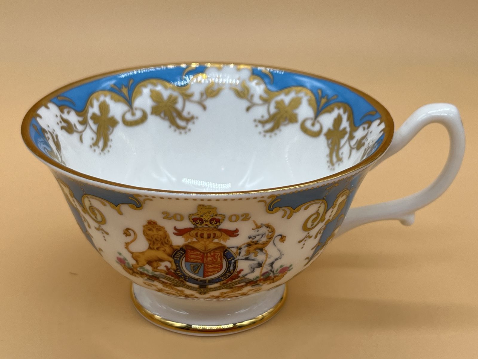photo vinterior Royal Collection Queen Elizabeth Ll Golden Jubilee 1952   2002 Tea Cup And Saucer Duo In Original Box And Packaging.